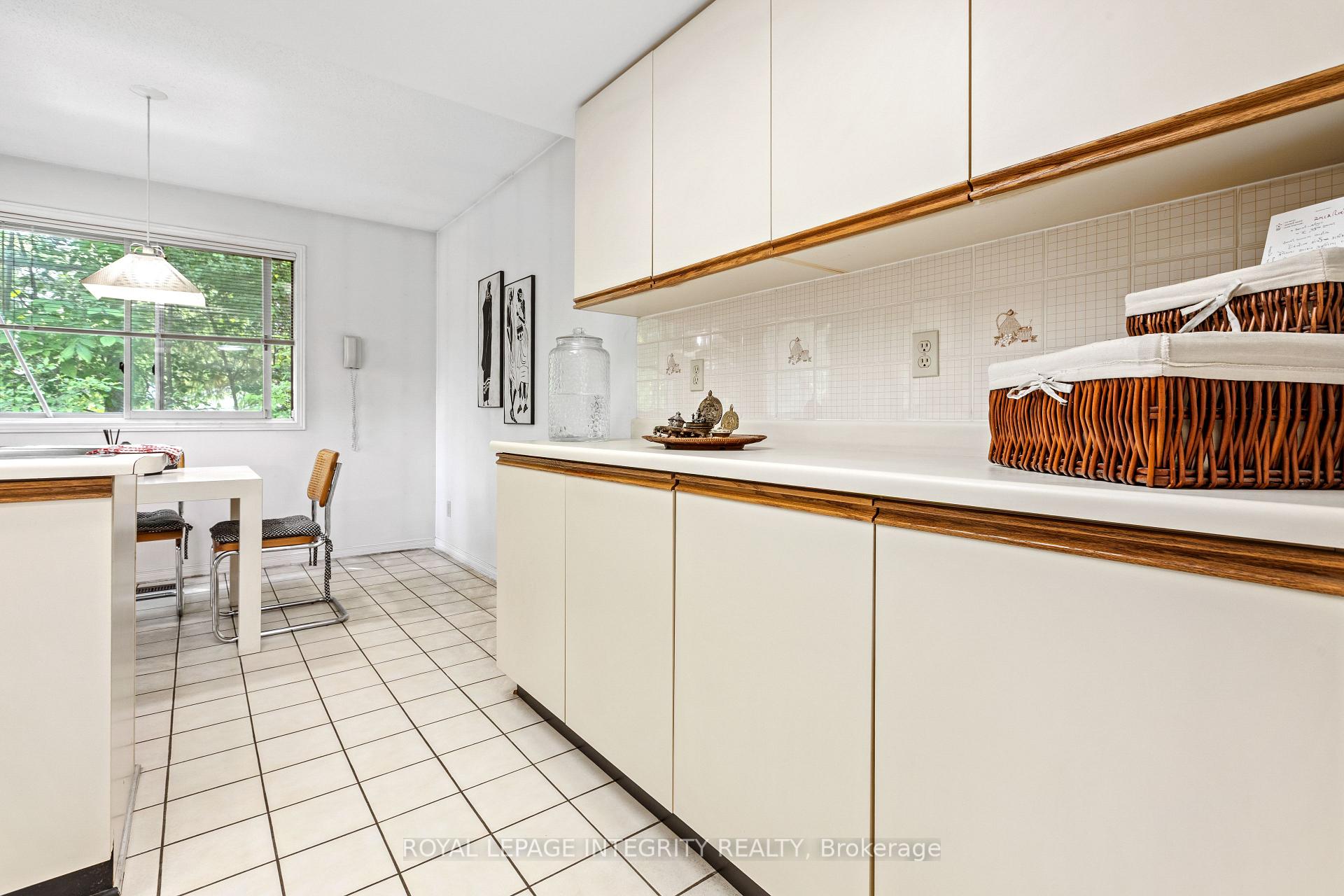 Photo 14 of 1702 Century Road, Ottawa, Manotick South to Roger Stevens — HOMEH