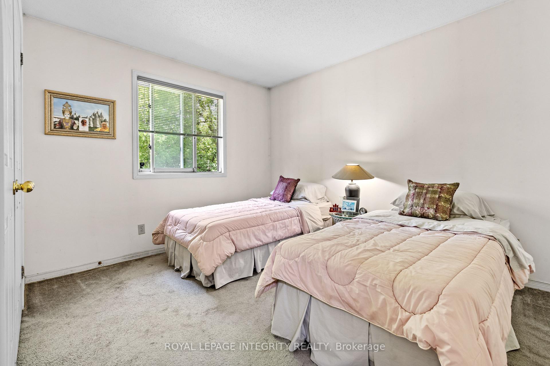 Photo 22 of 1702 Century Road, Ottawa, Manotick South to Roger Stevens — HOMEH
