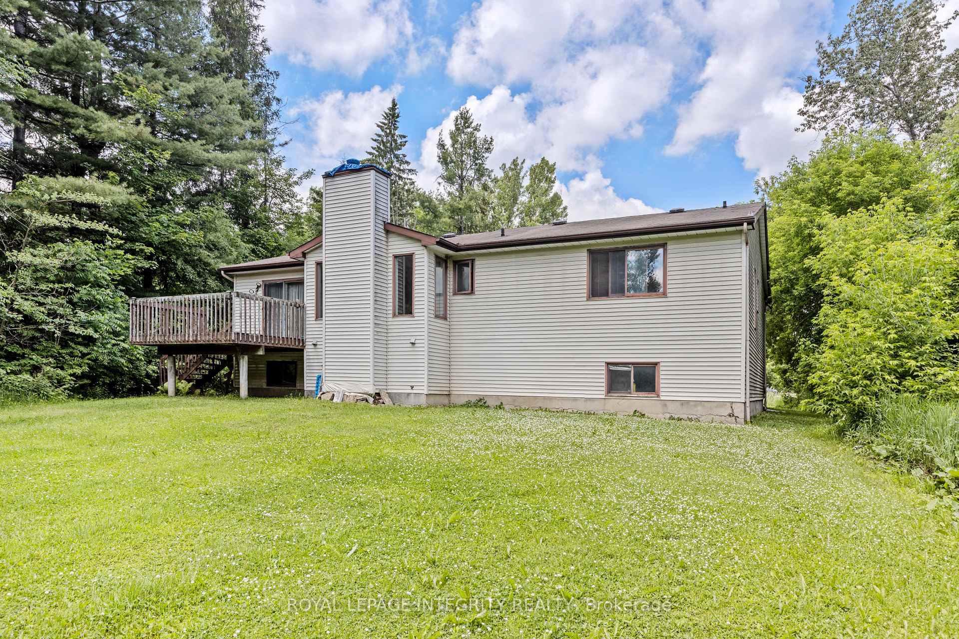Photo 32 of 1702 Century Road, Ottawa, Manotick South to Roger Stevens — HOMEH