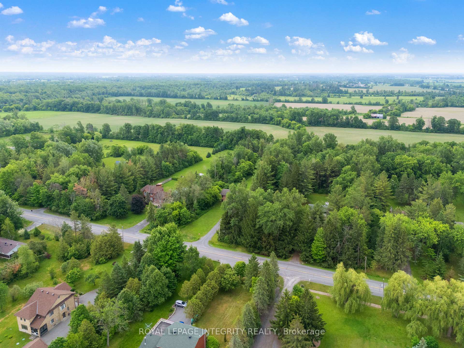 Photo 35 of 1702 Century Road, Ottawa, Manotick South to Roger Stevens — HOMEH
