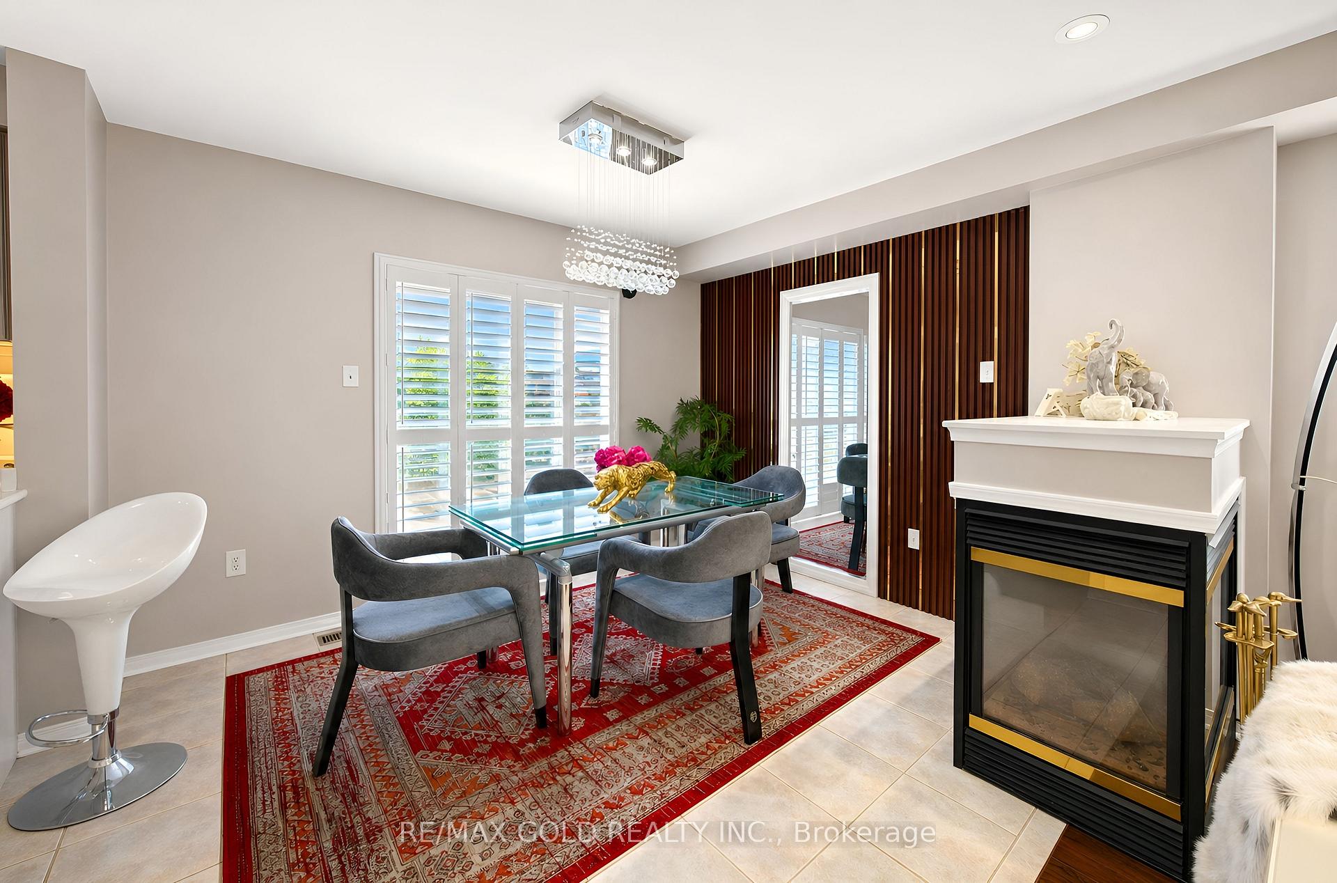 Photo 9 of 19 Florence Drive, Brampton, Fletcher's Meadow — HOMEH