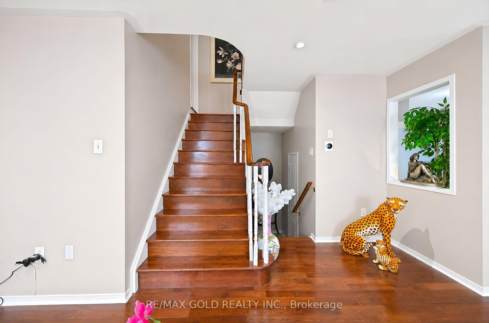 Photo 17 of 19 Florence Drive, Brampton, Fletcher's Meadow — HOMEH
