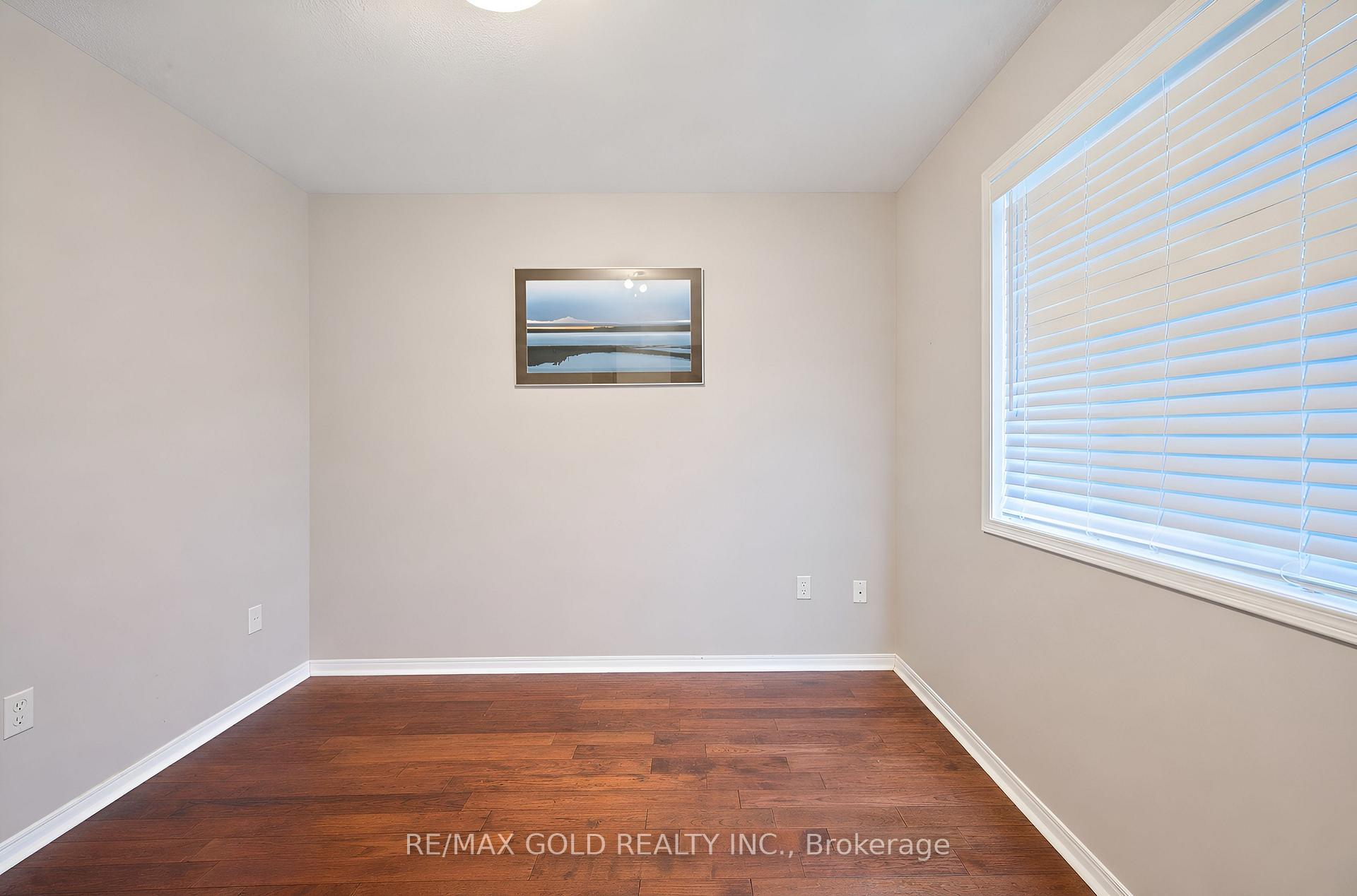 Photo 25 of 19 Florence Drive, Brampton, Fletcher's Meadow — HOMEH