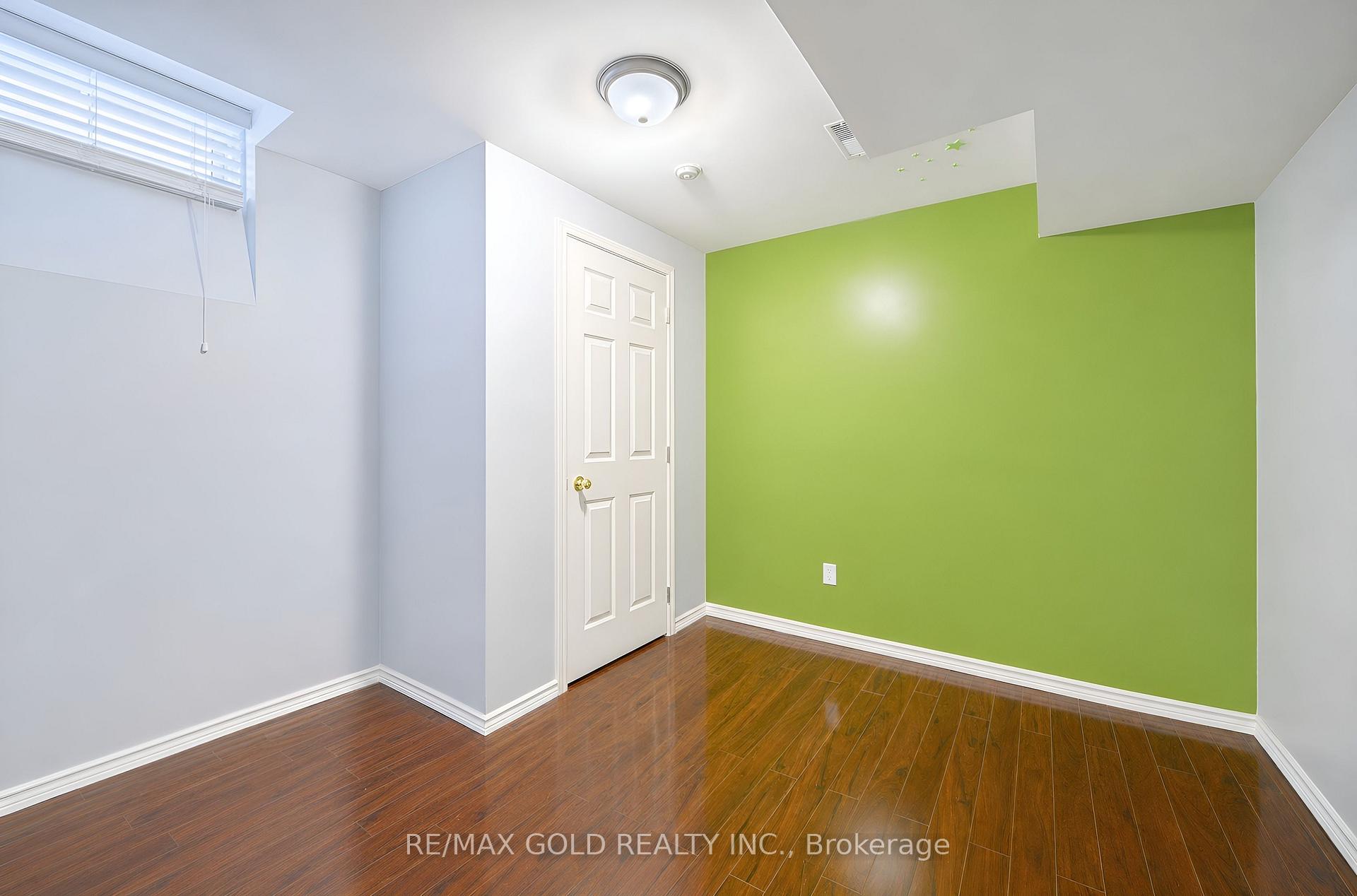 Photo 32 of 19 Florence Drive, Brampton, Fletcher's Meadow — HOMEH