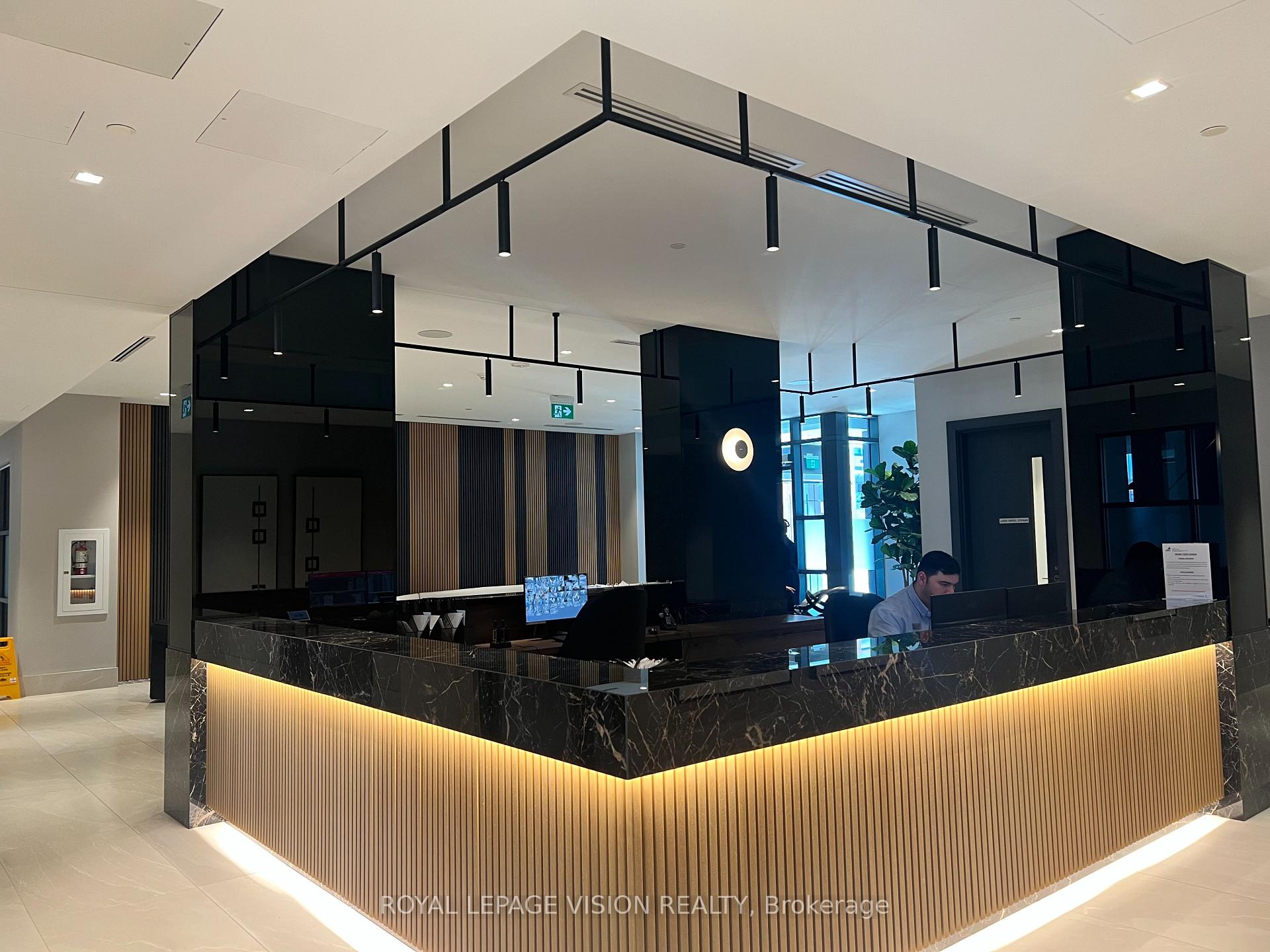 Photo 2 of Unit 722, 2545 Simcoe Street N, Oshawa, Windfields — HOMEH