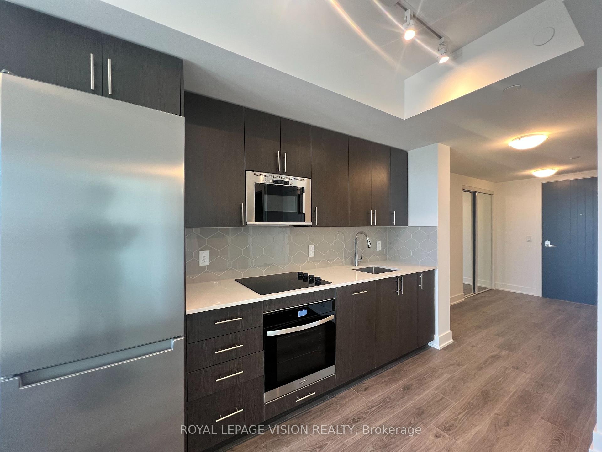 Photo 4 of Unit 722, 2545 Simcoe Street N, Oshawa, Windfields — HOMEH