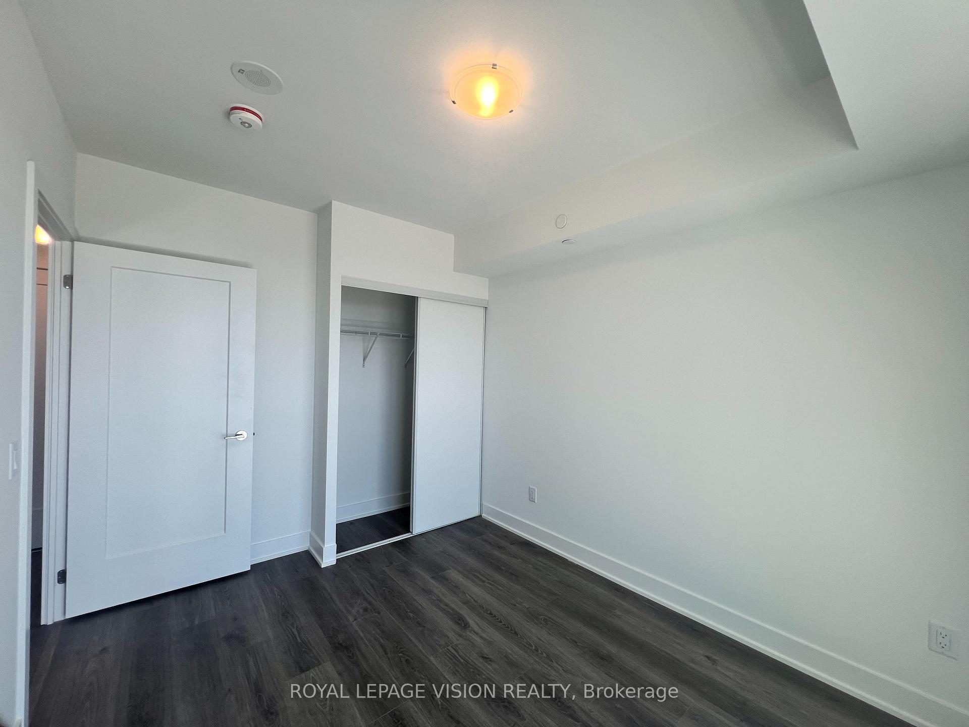 Photo 6 of Unit 722, 2545 Simcoe Street N, Oshawa, Windfields — HOMEH