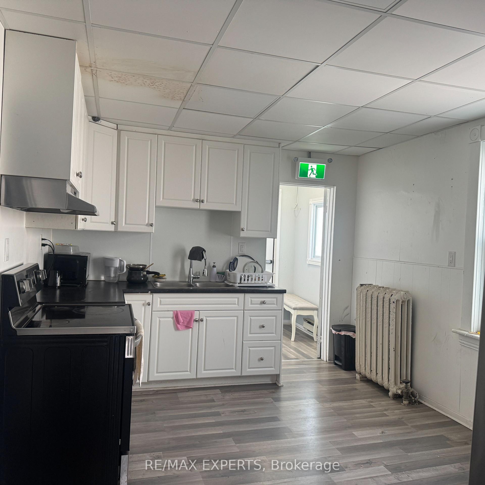 Photo 5 of 354 Midland Avenue, Midland — HOMEH