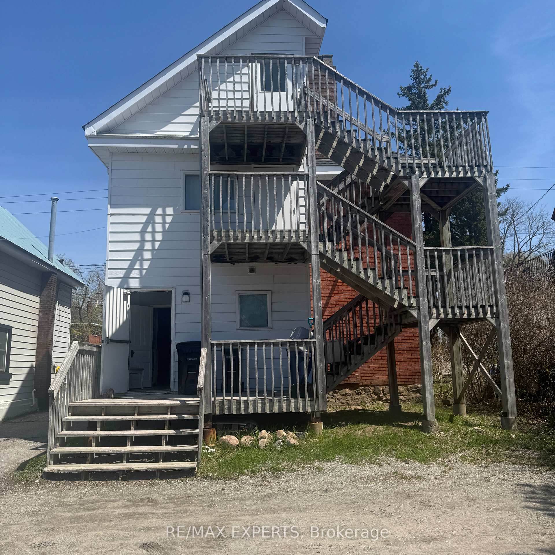 Photo 7 of 354 Midland Avenue, Midland — HOMEH