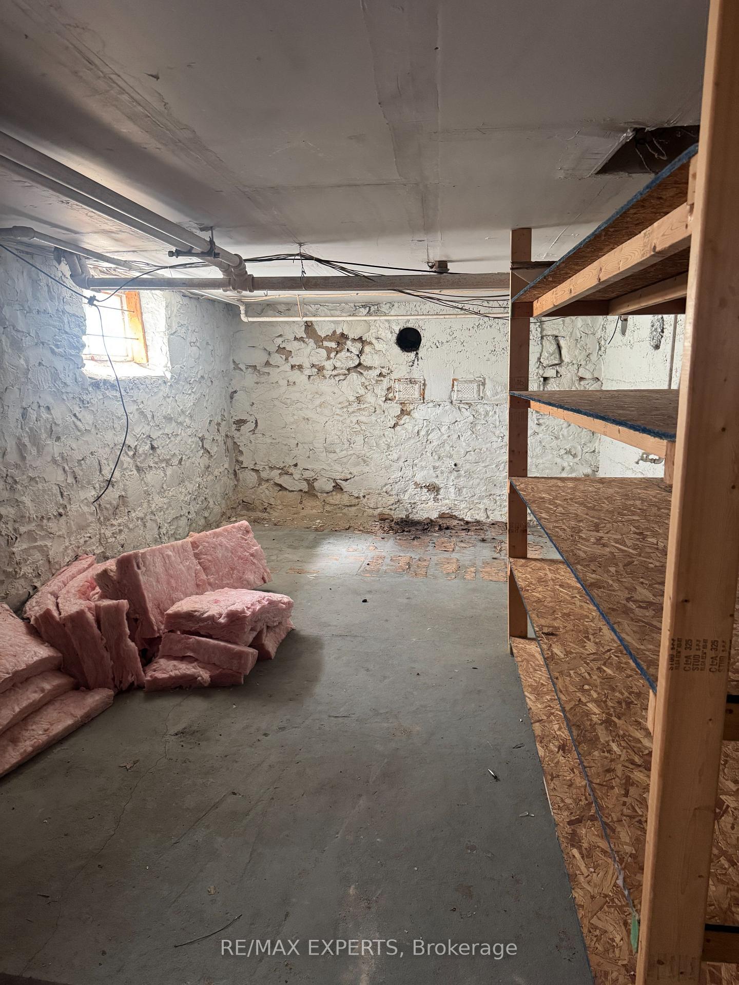 Photo 8 of 354 Midland Avenue, Midland — HOMEH