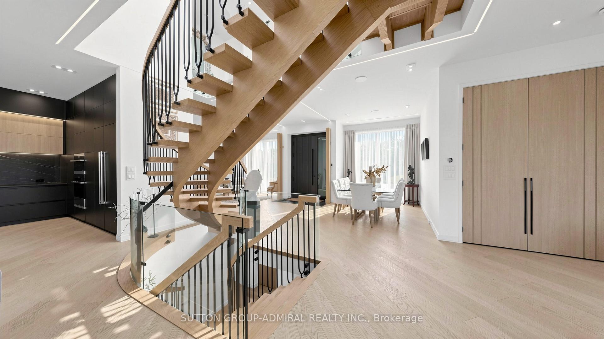 Photo 11 of 33 Thorny Brae Drive, Markham, Royal Orchard — HOMEH
