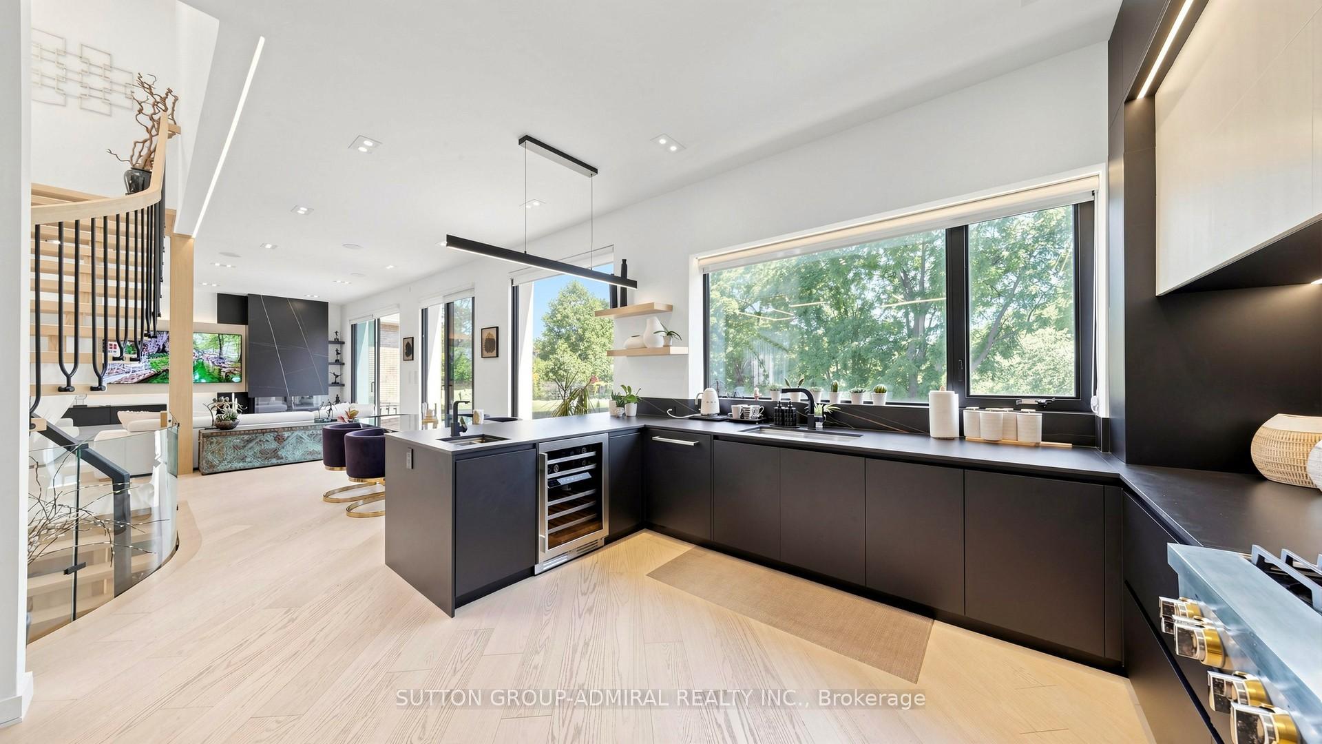 Photo 14 of 33 Thorny Brae Drive, Markham, Royal Orchard — HOMEH