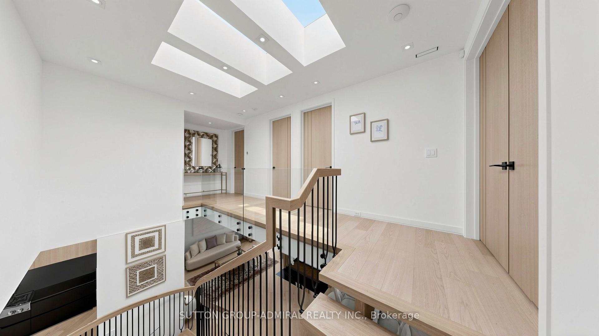 Photo 20 of 33 Thorny Brae Drive, Markham, Royal Orchard — HOMEH