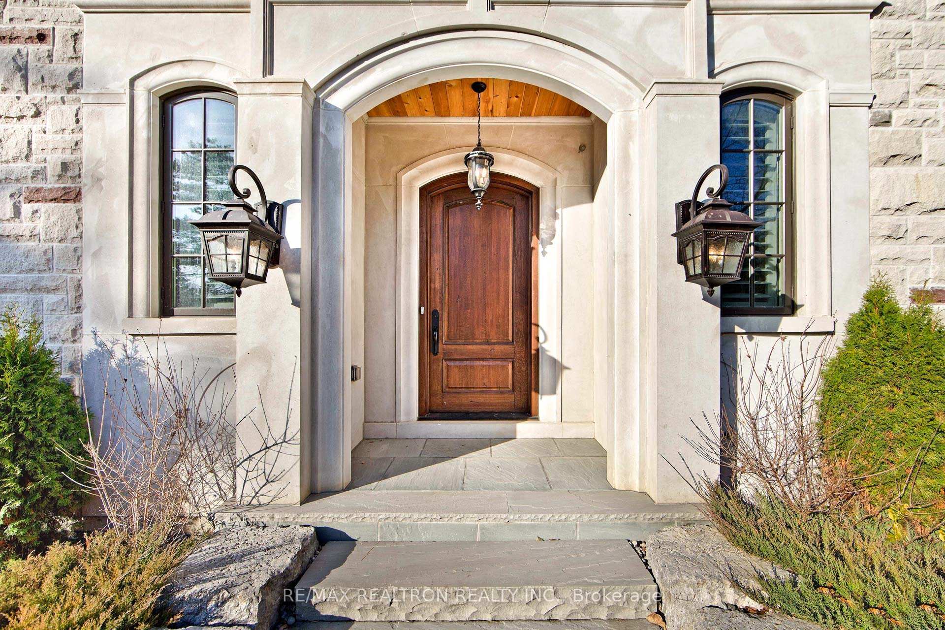 Photo 14 of 138 Centre Street, Vaughan, Uplands — HOMEH