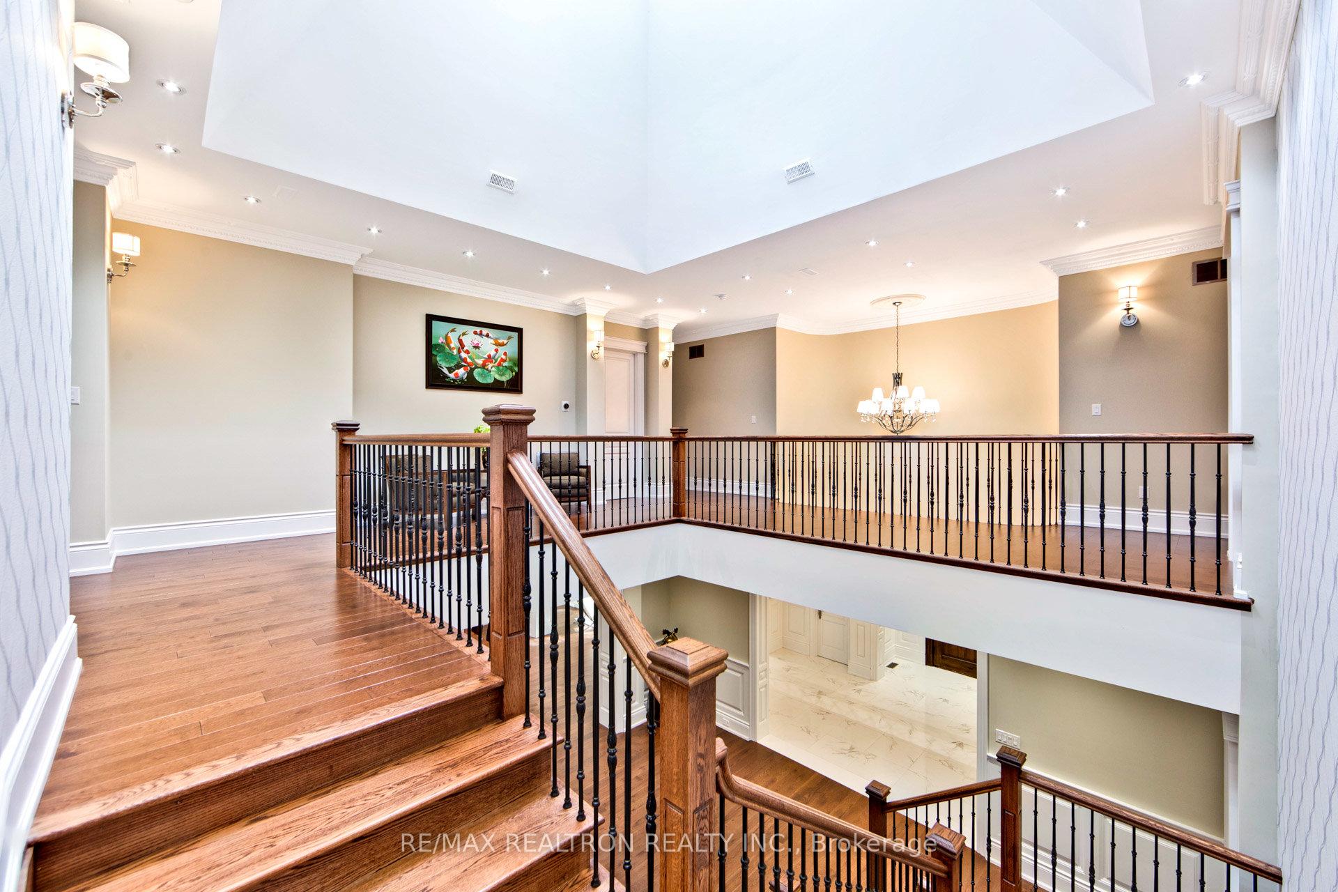 Photo 33 of 138 Centre Street, Vaughan, Uplands — HOMEH