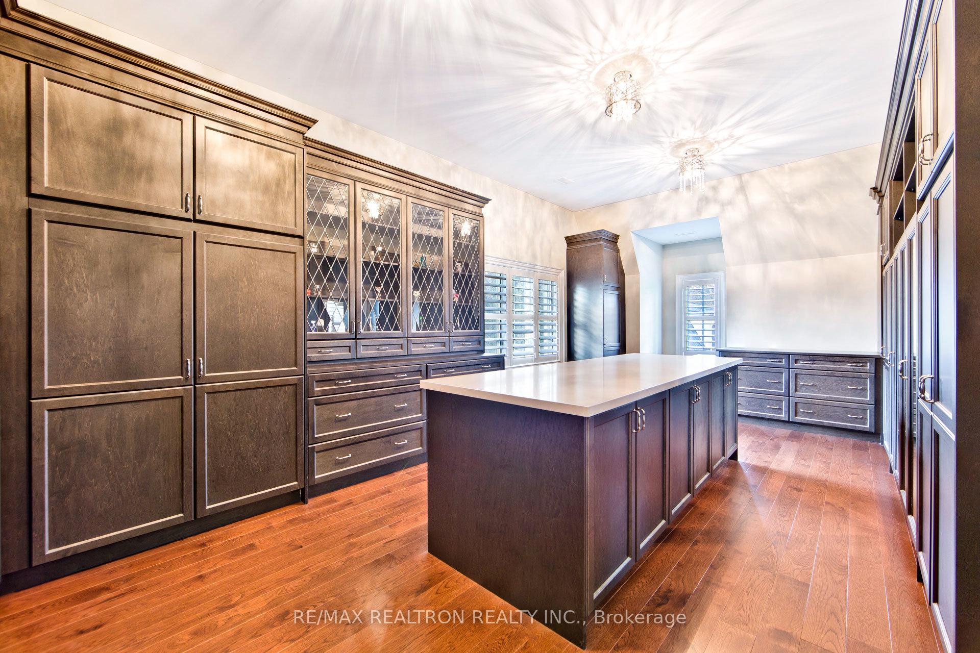 Photo 35 of 138 Centre Street, Vaughan, Uplands — HOMEH