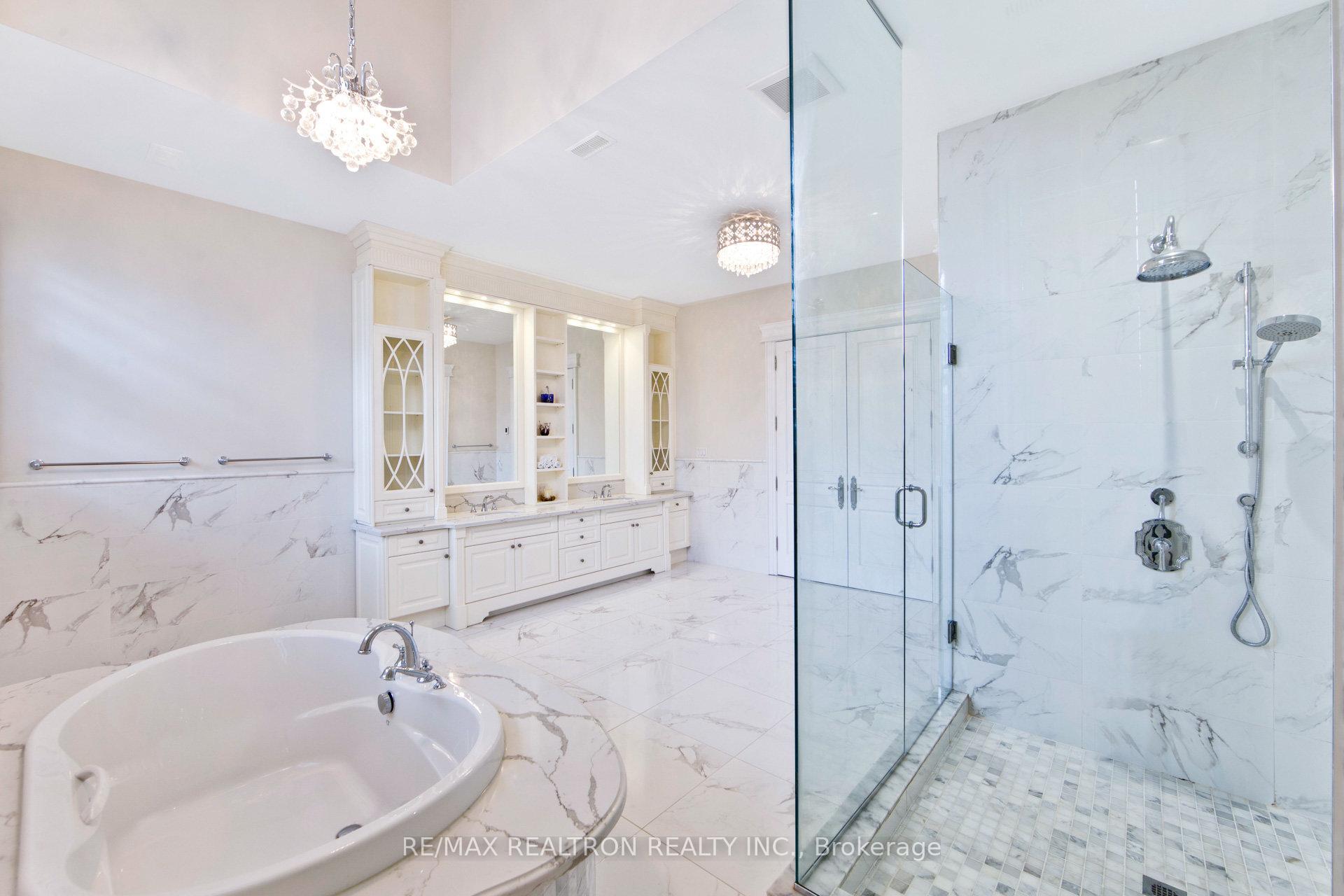 Photo 37 of 138 Centre Street, Vaughan, Uplands — HOMEH