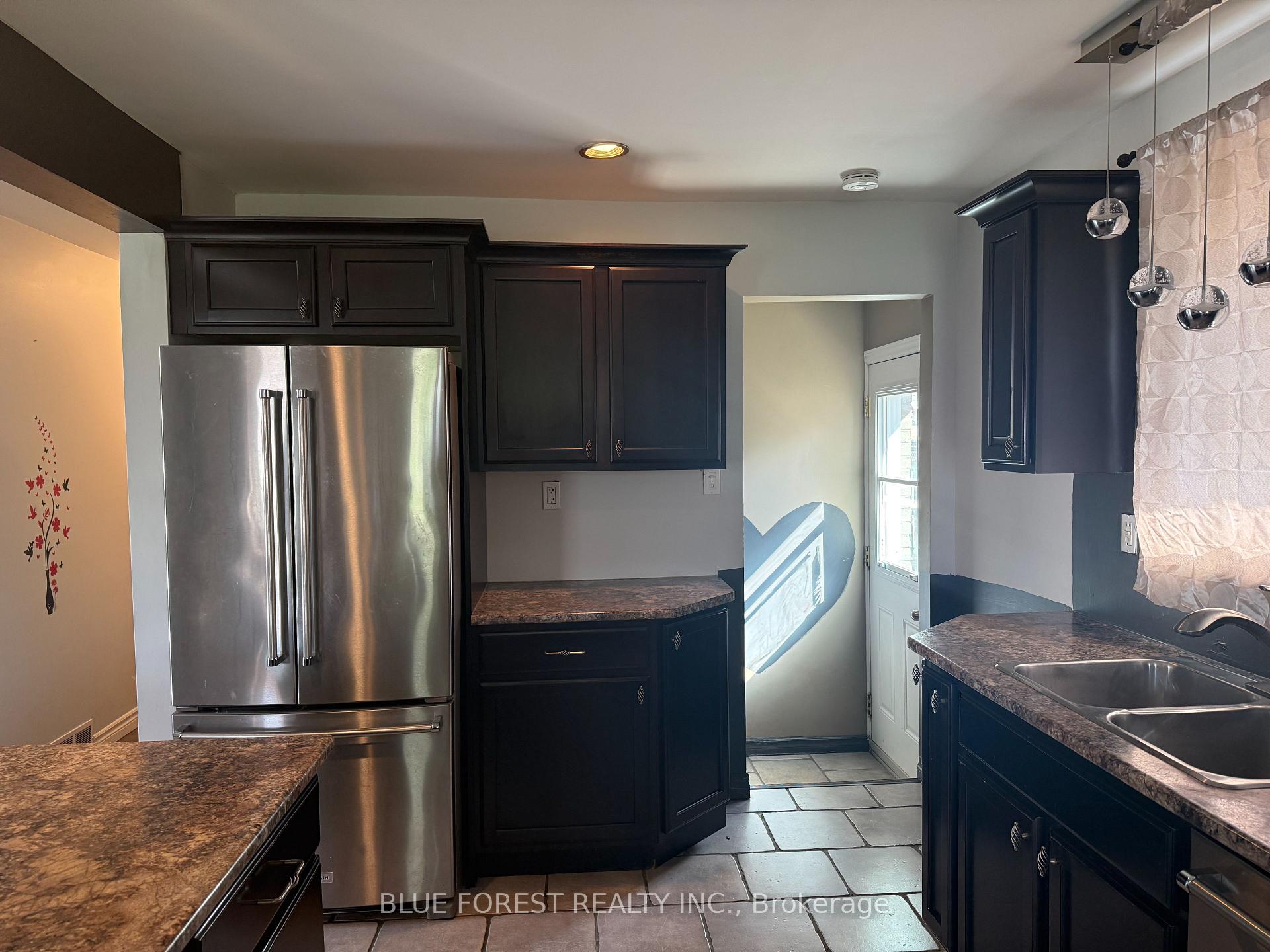 Photo 8 of 156 South Edgeware Road, St. Thomas — HOMEH