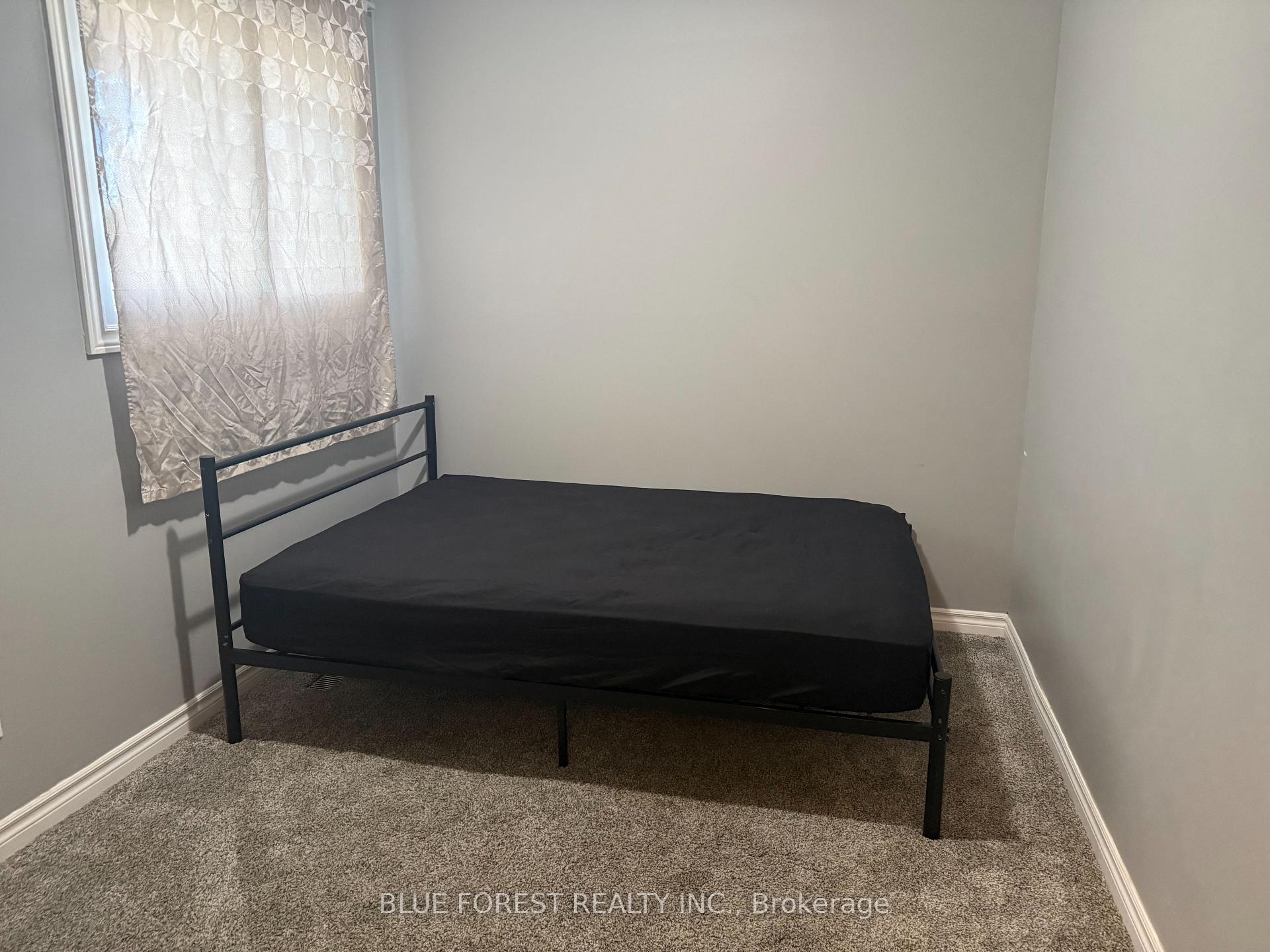 Photo 11 of 156 South Edgeware Road, St. Thomas — HOMEH