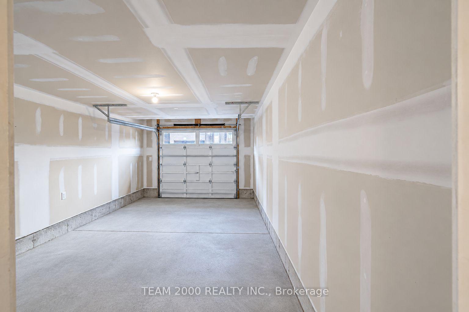 Photo 5 of 44 Sidney Rose Common, St. Catharines, Glendale/Glenridge — HOMEH