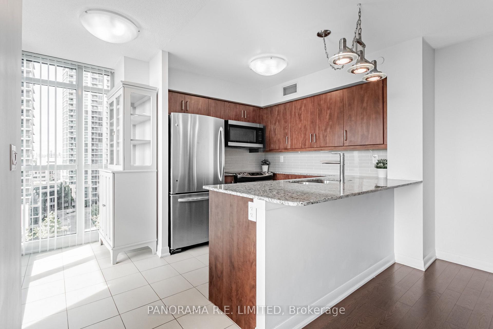 Photo 17 of Unit 810, 205 Sherway Gardens Road, Etobicoke, Islington-City Centre West — HOMEH