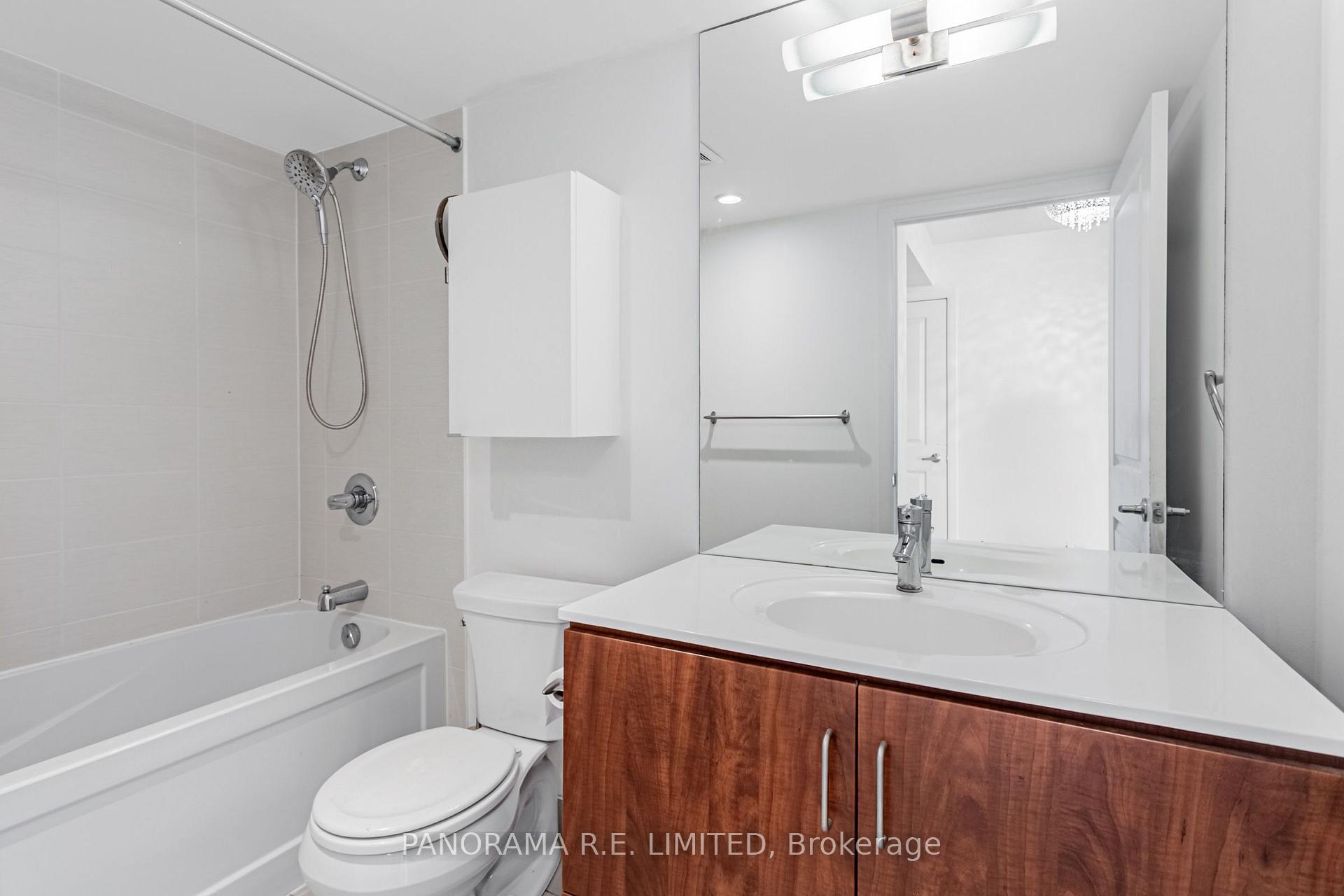 Photo 29 of Unit 810, 205 Sherway Gardens Road, Etobicoke, Islington-City Centre West — HOMEH
