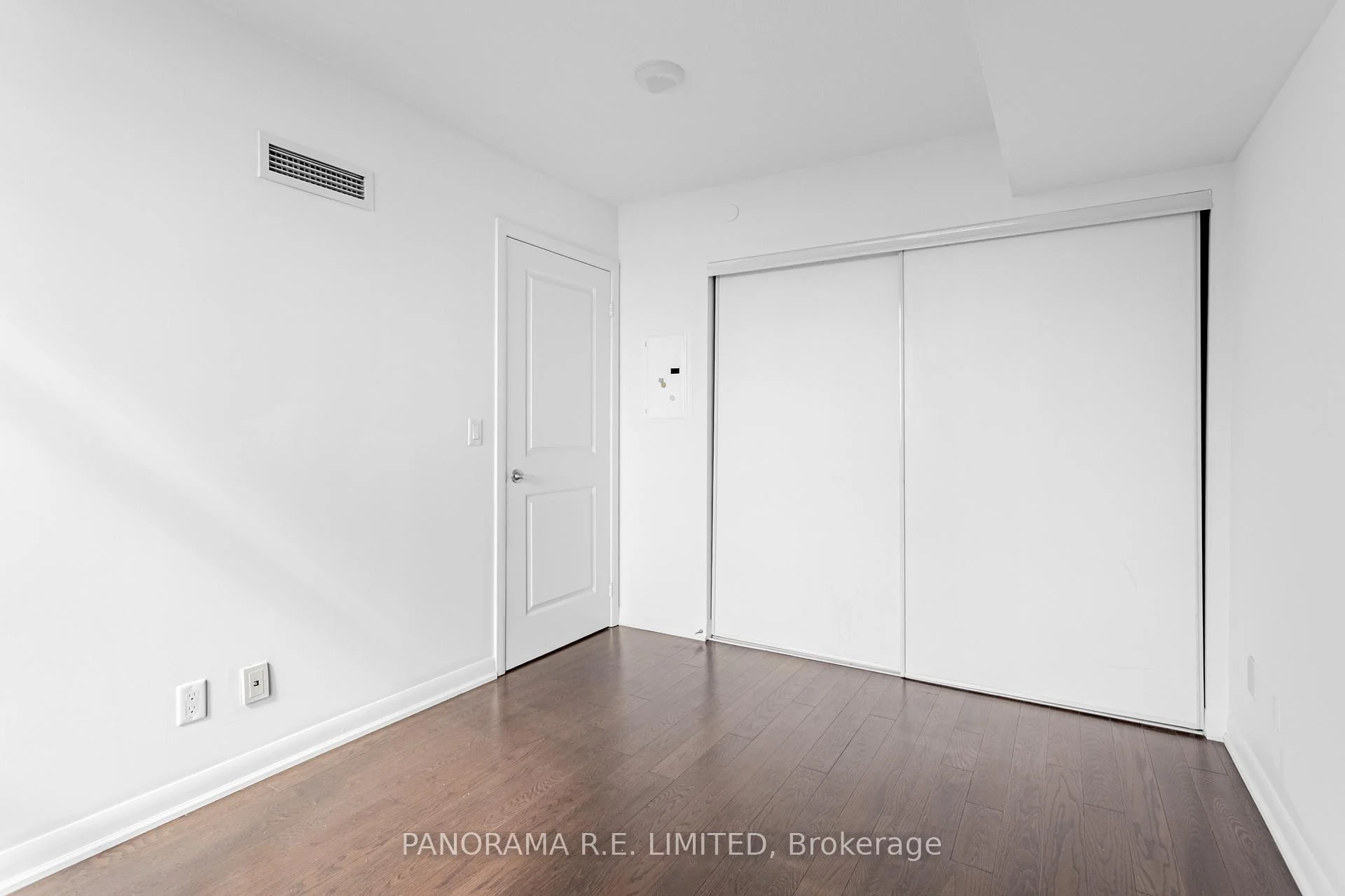 Photo 34 of Unit 810, 205 Sherway Gardens Road, Etobicoke, Islington-City Centre West — HOMEH