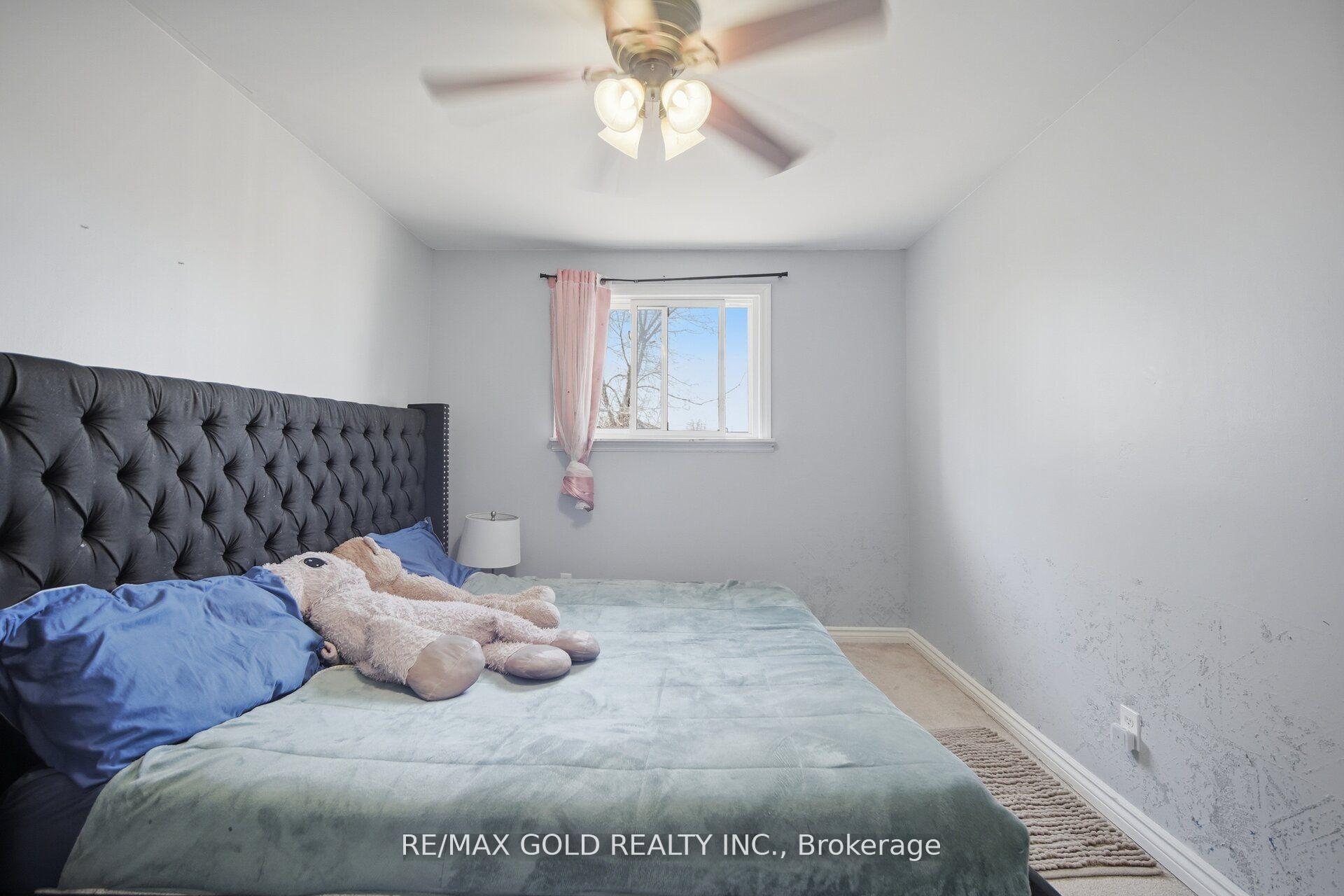 Photo 23 of 784 Douglas Street, Oshawa, Lakeview — HOMEH
