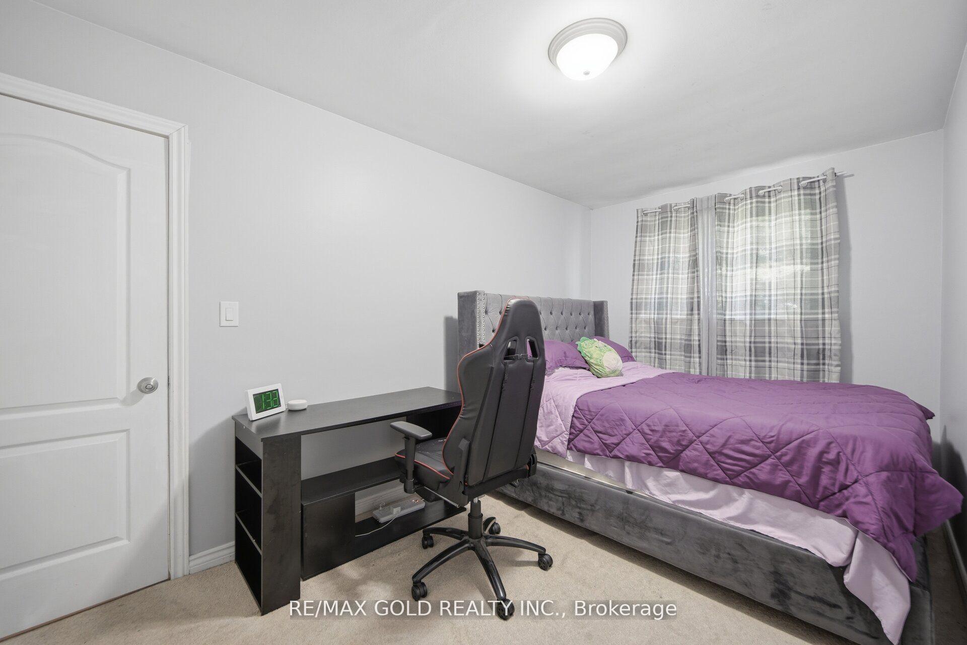 Photo 22 of 784 Douglas Street, Oshawa, Lakeview — HOMEH