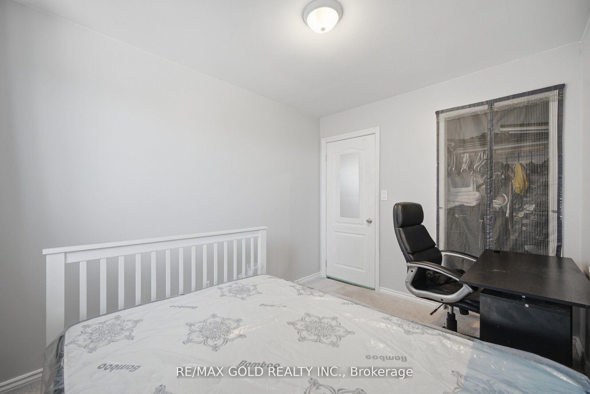 Photo 30 of 784 Douglas Street, Oshawa, Lakeview — HOMEH