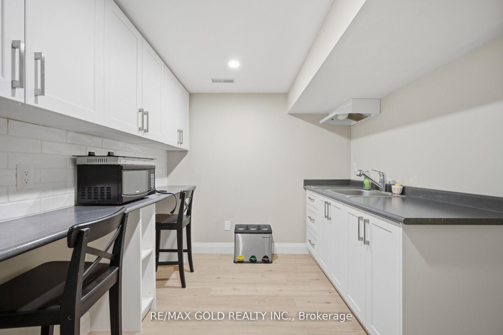 Photo 37 of 784 Douglas Street, Oshawa, Lakeview — HOMEH