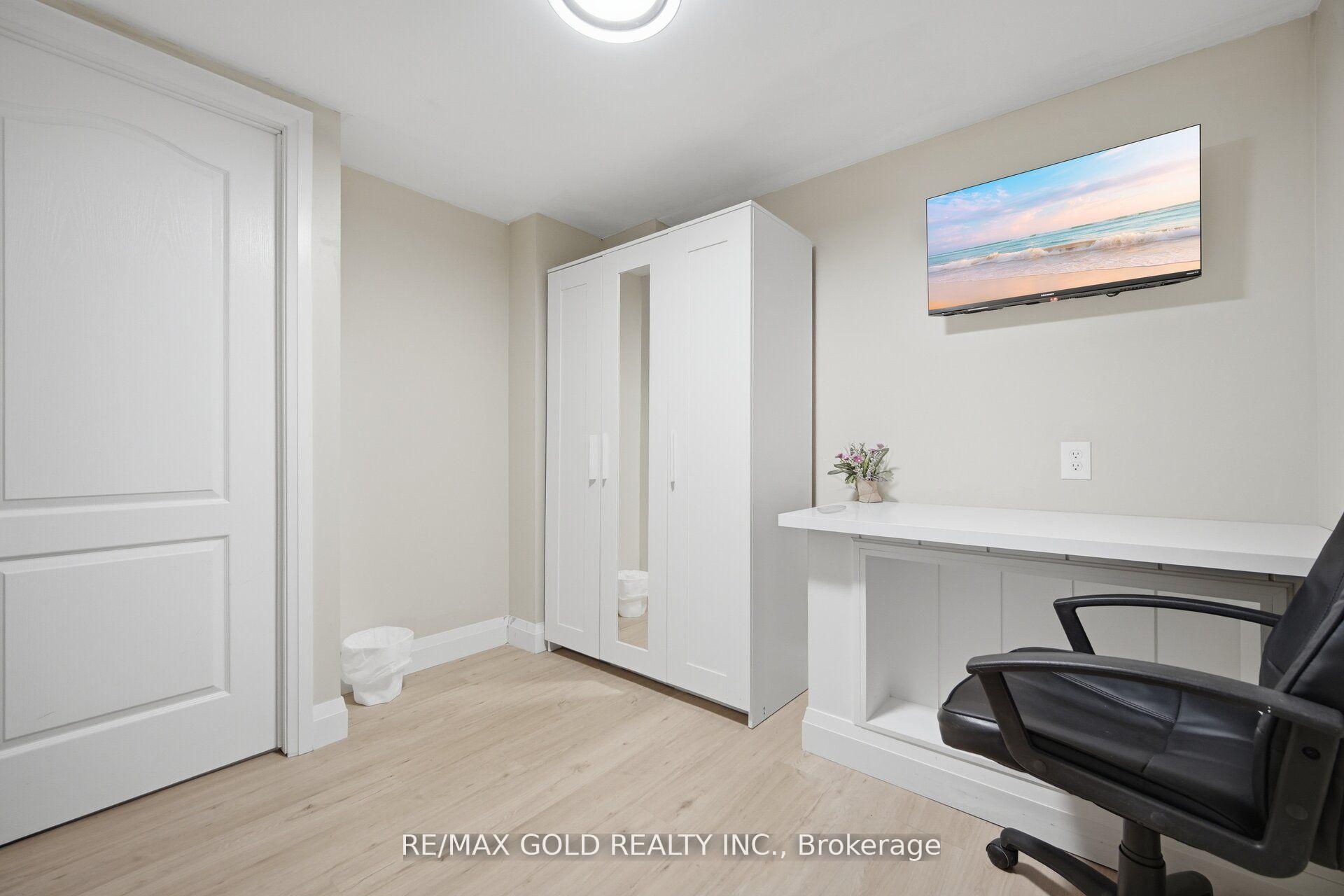 Photo 39 of 784 Douglas Street, Oshawa, Lakeview — HOMEH