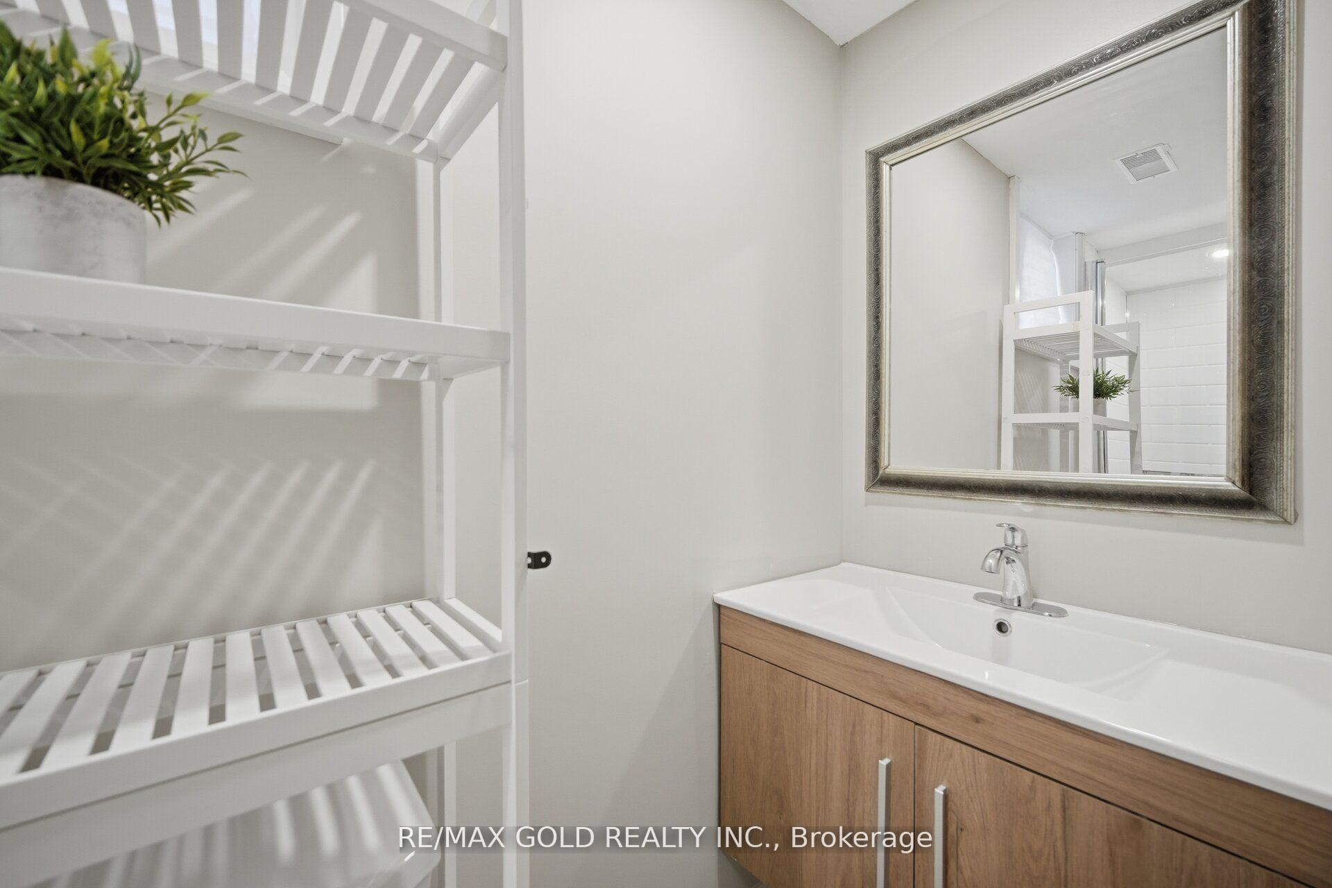 Photo 45 of 784 Douglas Street, Oshawa, Lakeview — HOMEH