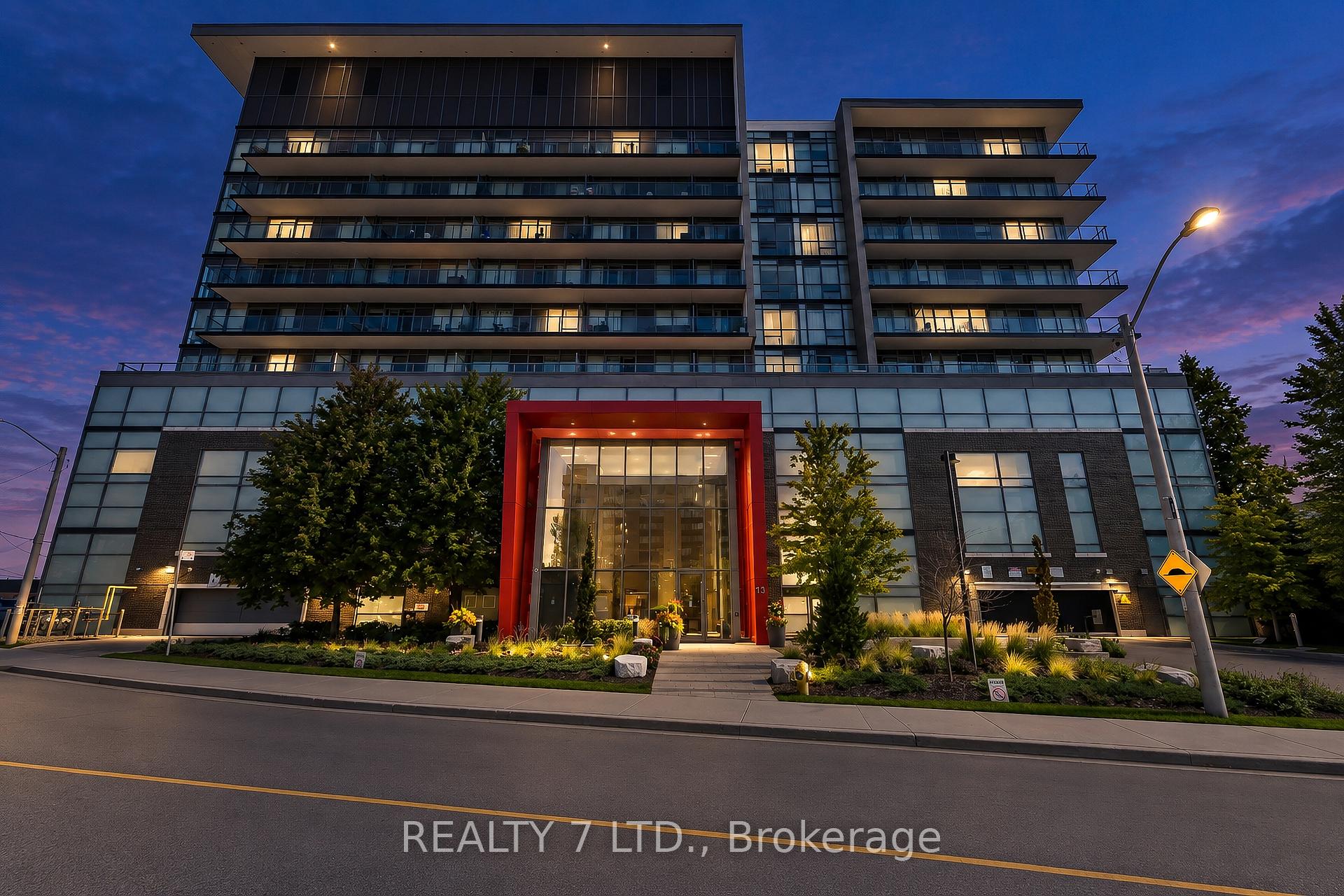 Front of Unit 627, 15 James Finlay Way