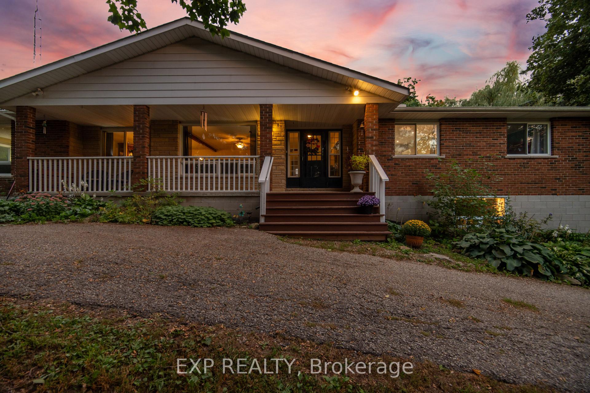 Photo of 14367 Trafalgar Road N