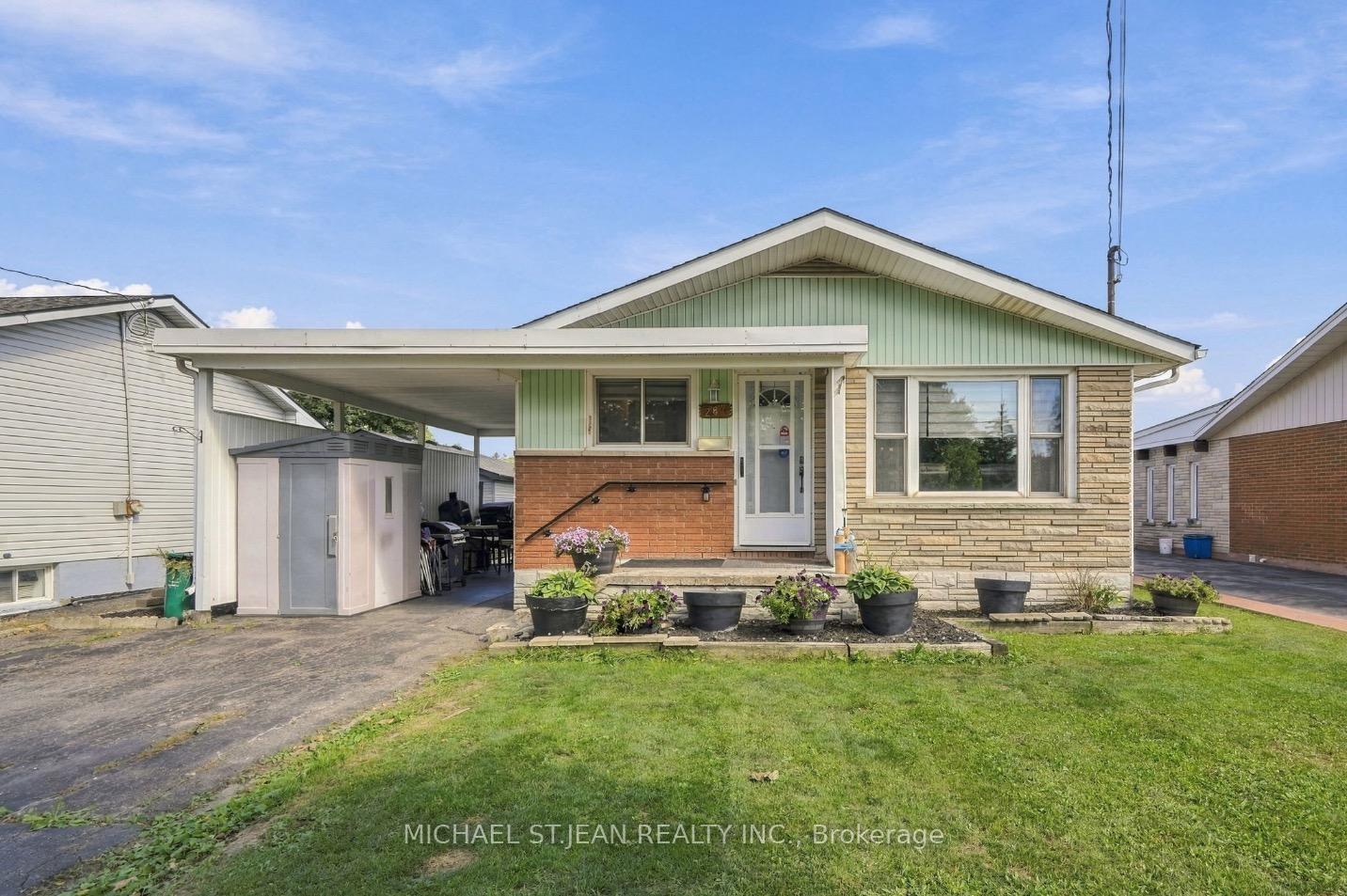 Photo 2 of 287 Santone Avenue, Welland, Broadway — HOMEH