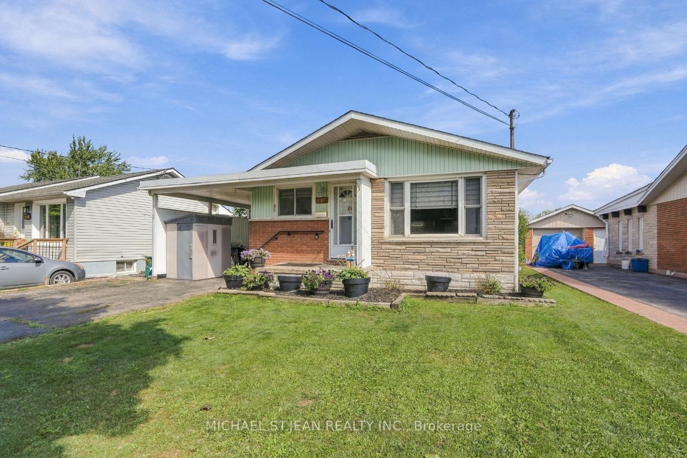 Photo 4 of 287 Santone Avenue, Welland, Broadway — HOMEH