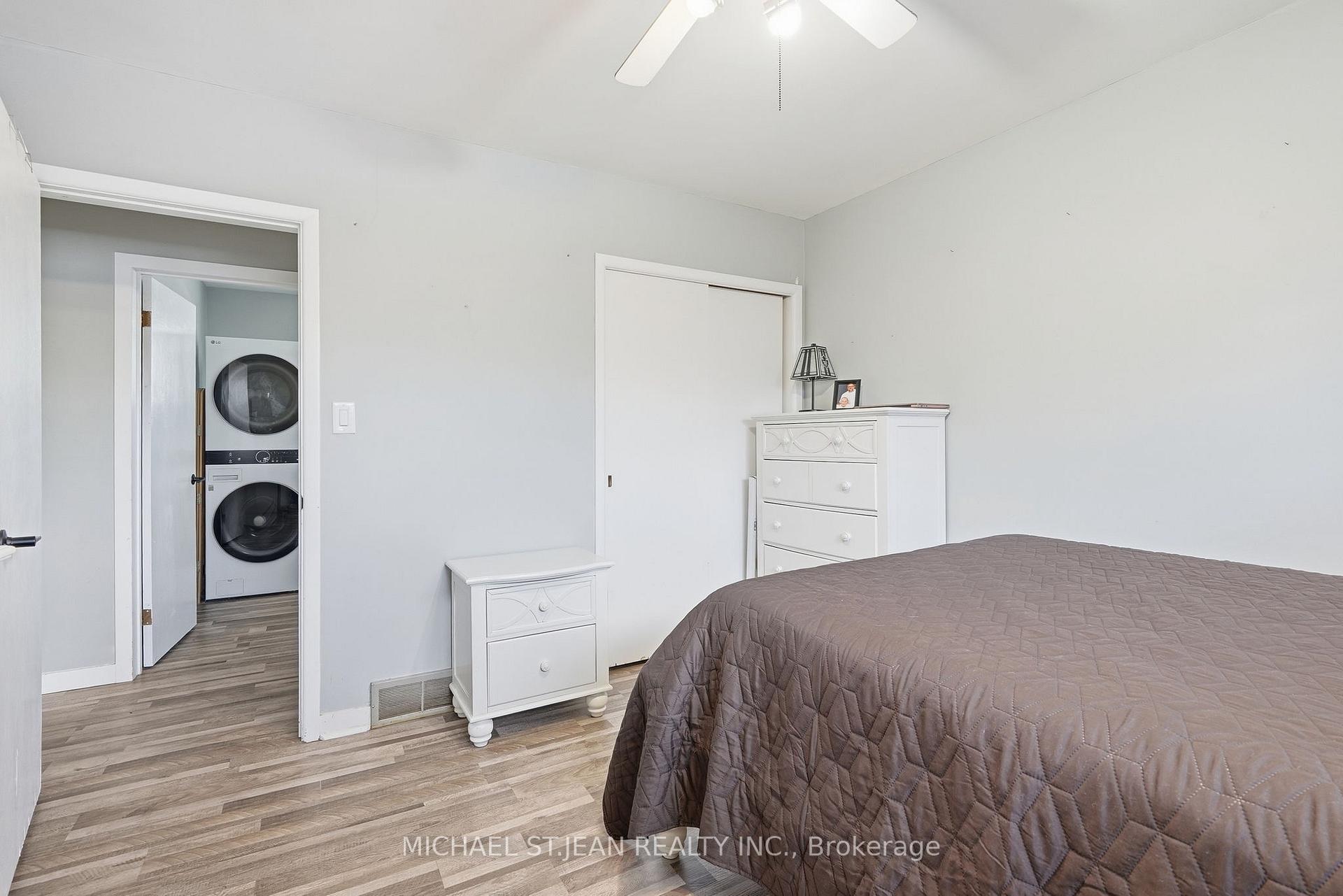Photo 11 of 287 Santone Avenue, Welland, Broadway — HOMEH