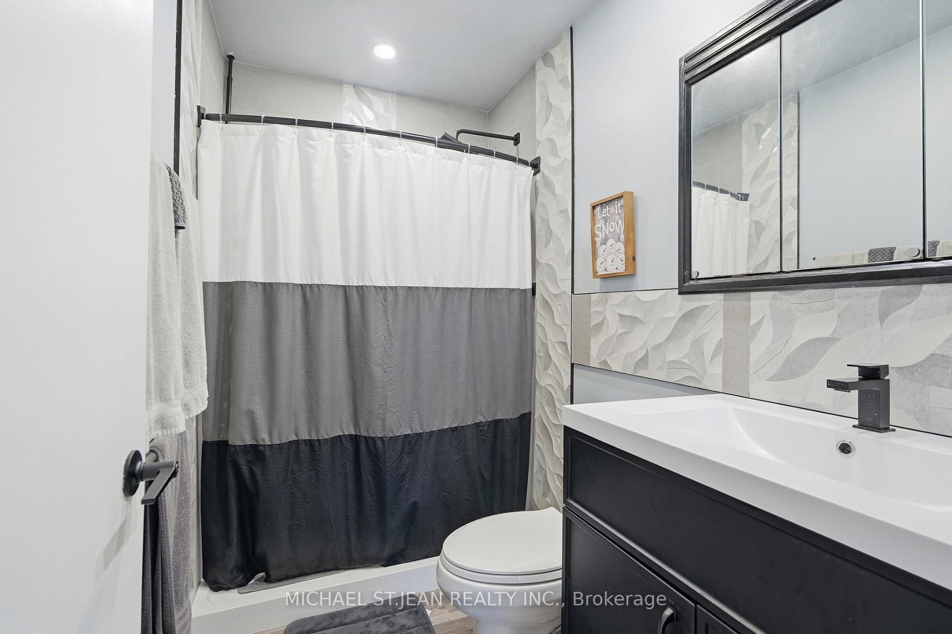 Photo 14 of 287 Santone Avenue, Welland, Broadway — HOMEH
