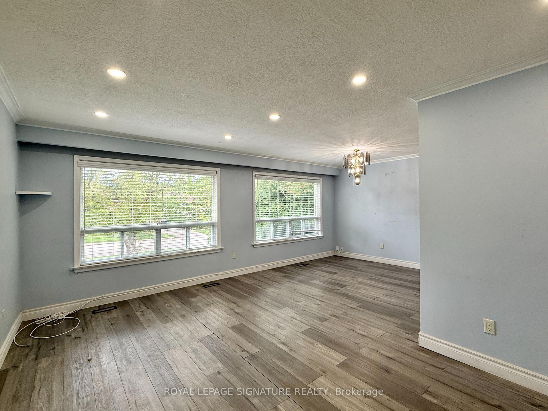Photo 3 of 4 Wantanopa Crescent, Scarborough, Woburn — HOMEH