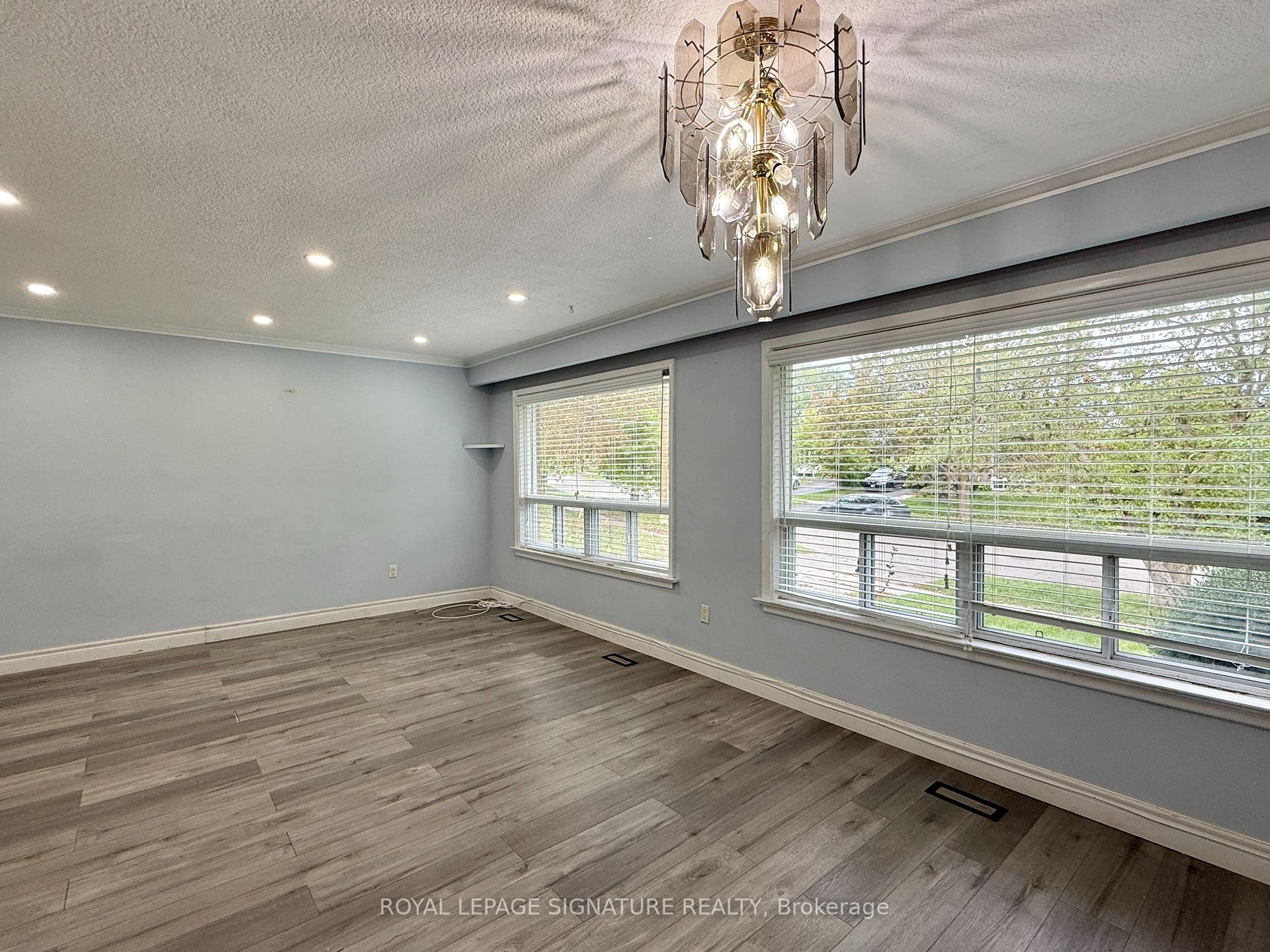 Photo 6 of 4 Wantanopa Crescent, Scarborough, Woburn — HOMEH