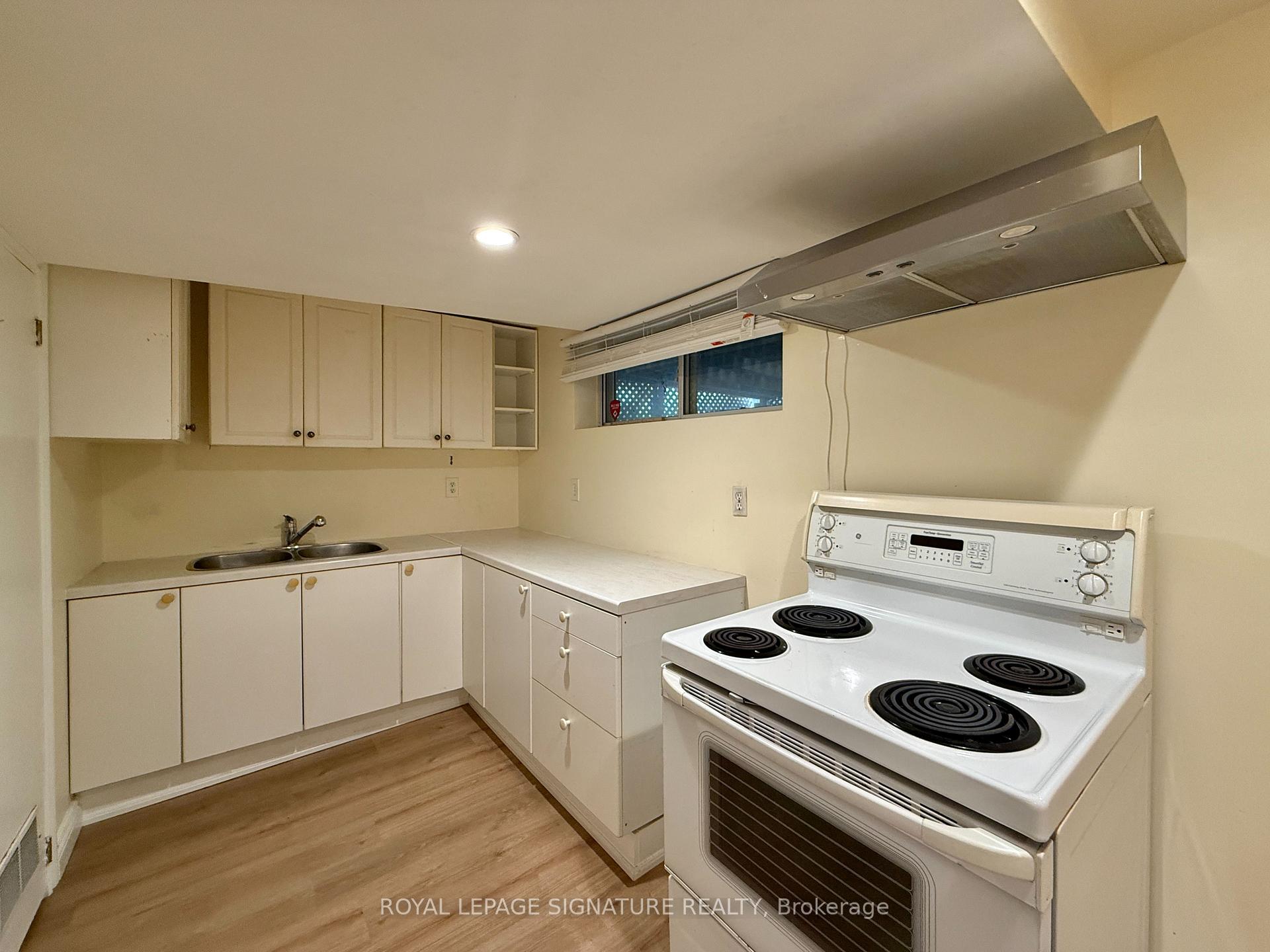 Photo 38 of 4 Wantanopa Crescent, Scarborough, Woburn — HOMEH