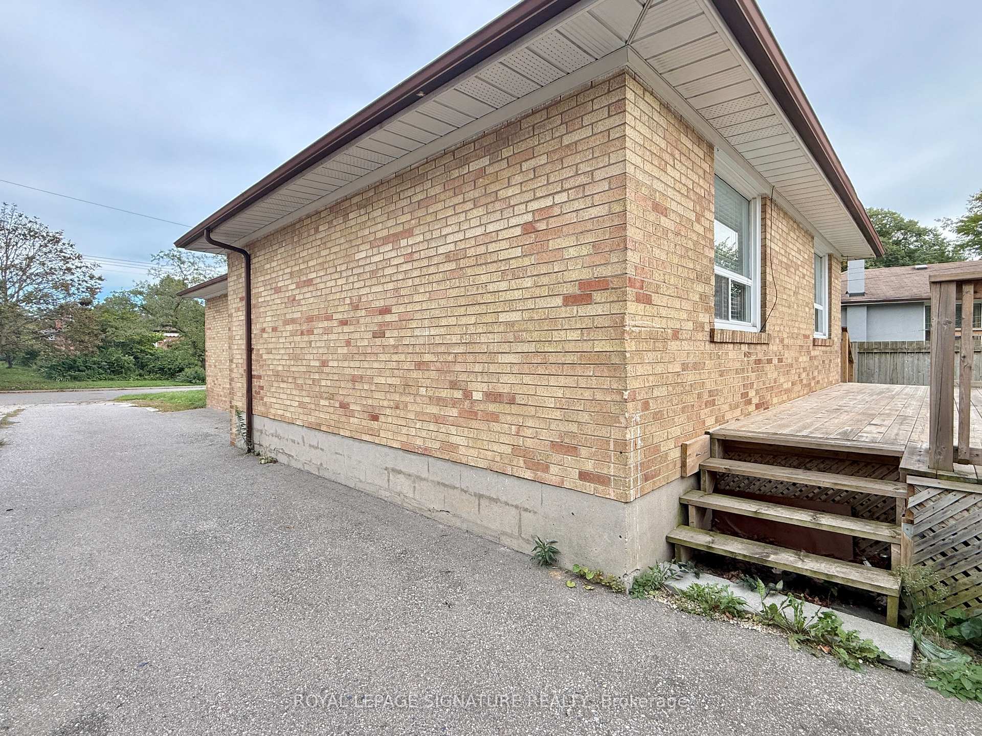 Photo 43 of 4 Wantanopa Crescent, Scarborough, Woburn — HOMEH
