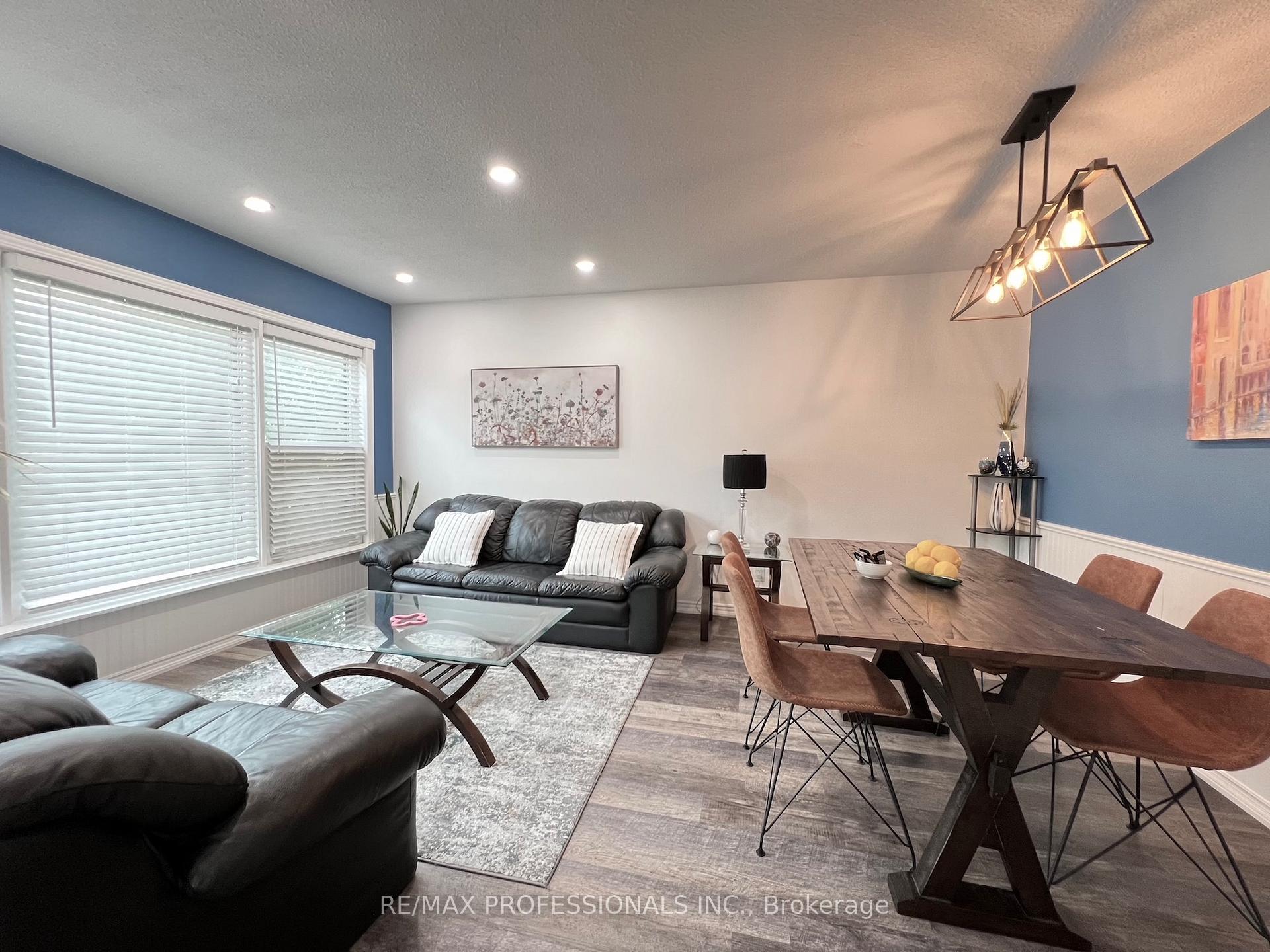 Photo 8 of 373 West Acres Drive, Guelph, Willow West/Sugarbush/West Acres — HOMEH
