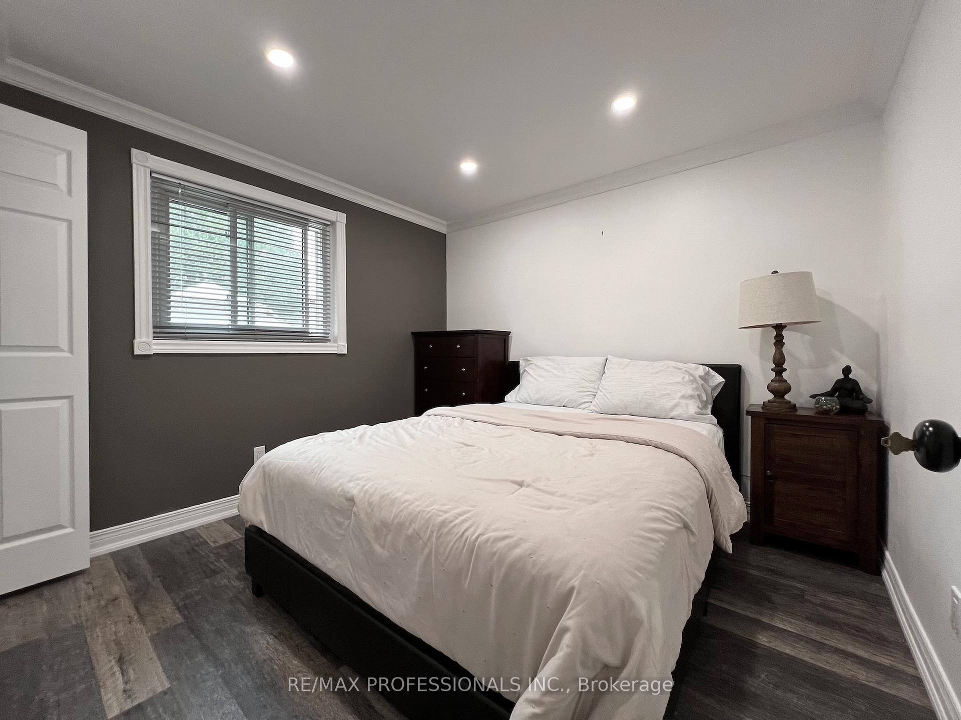 Photo 12 of 373 West Acres Drive, Guelph, Willow West/Sugarbush/West Acres — HOMEH