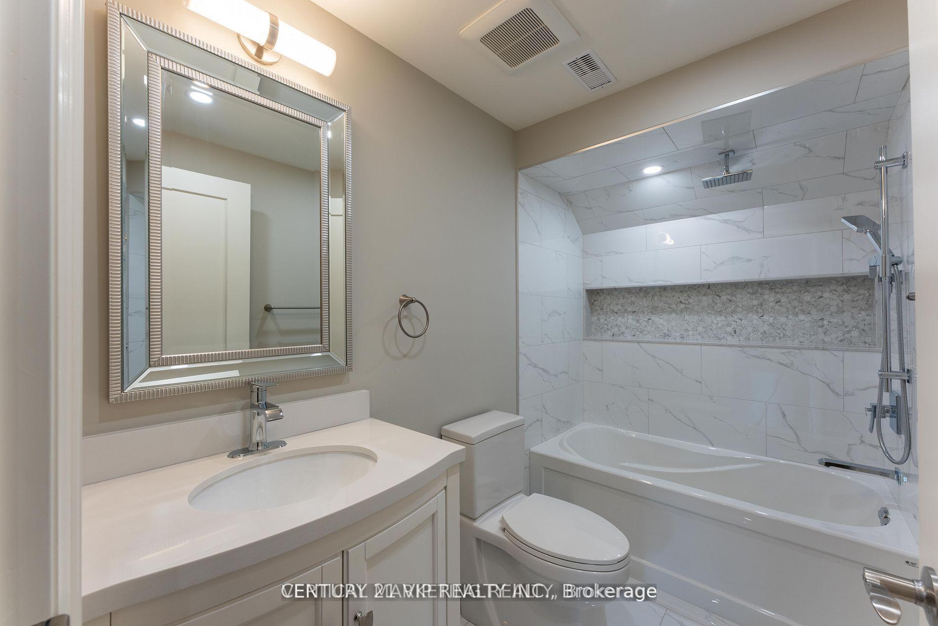 Photo 20 of 49 Roxaline Street, Etobicoke, Humber Heights — HOMEH