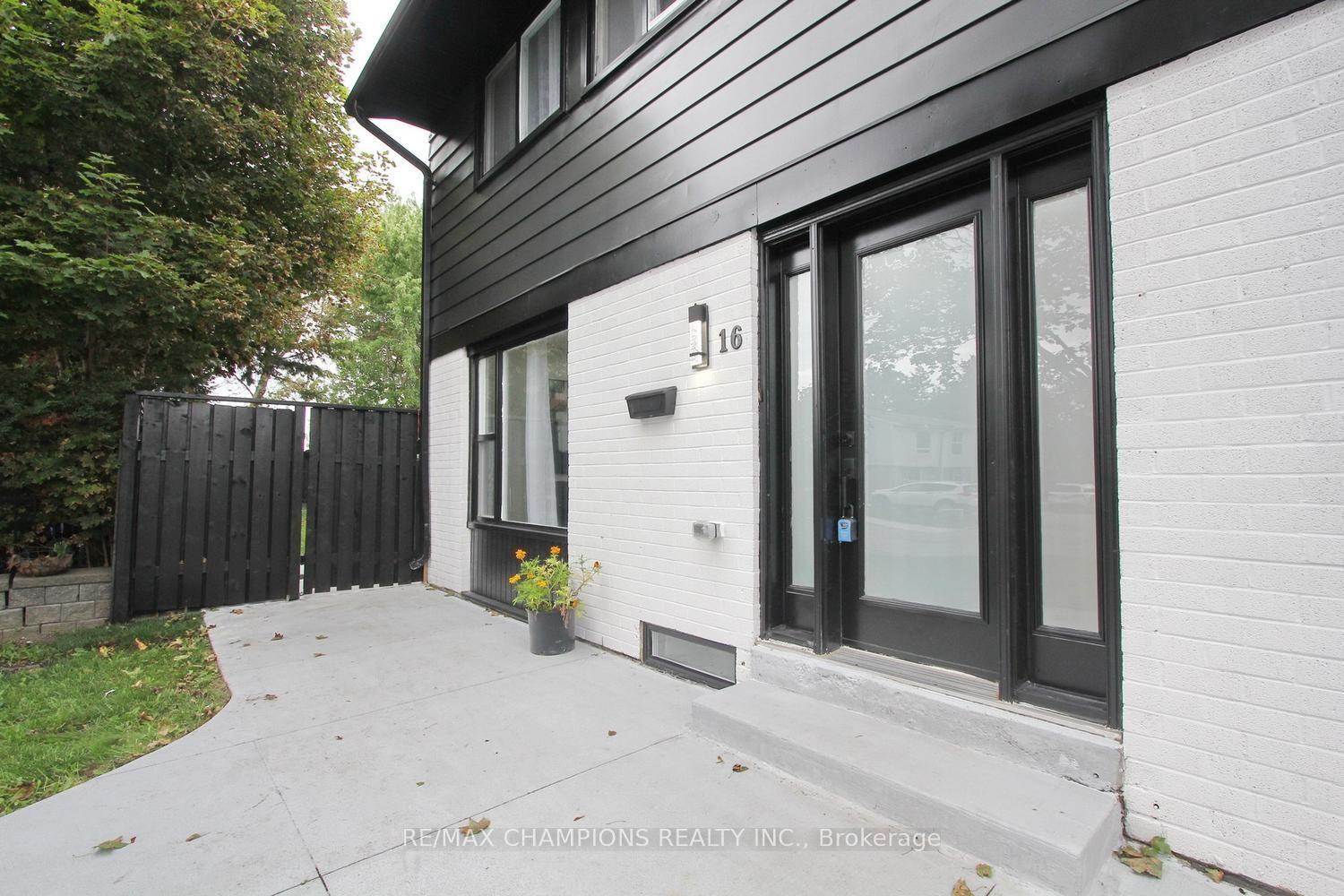Photo 3 of 16 Glencairn Square, Brampton, Northgate — HOMEH