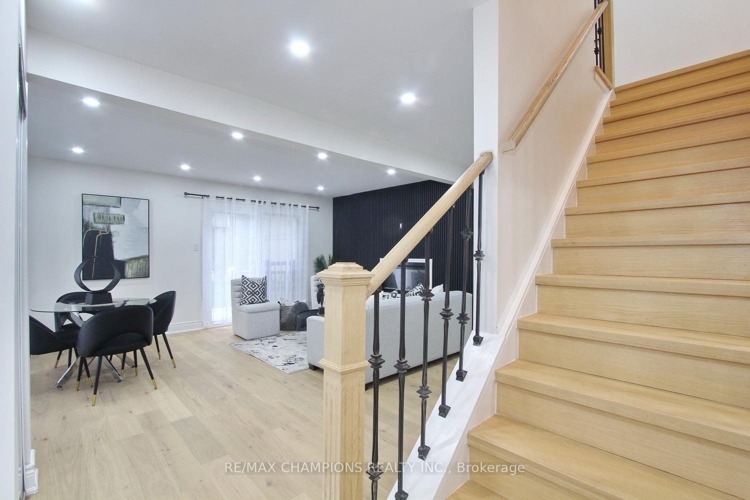 Photo 5 of 16 Glencairn Square, Brampton, Northgate — HOMEH