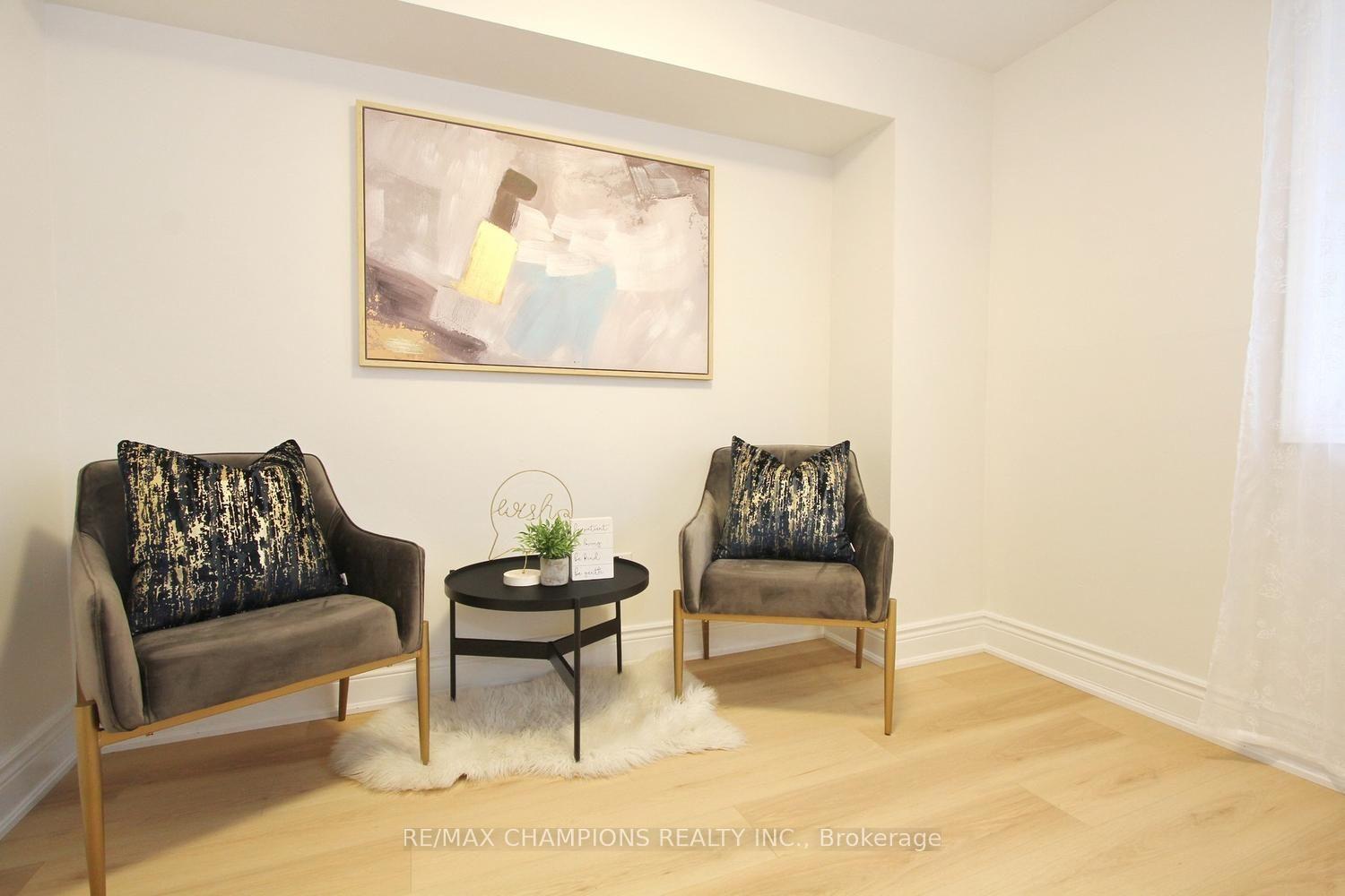 Photo 31 of 16 Glencairn Square, Brampton, Northgate — HOMEH