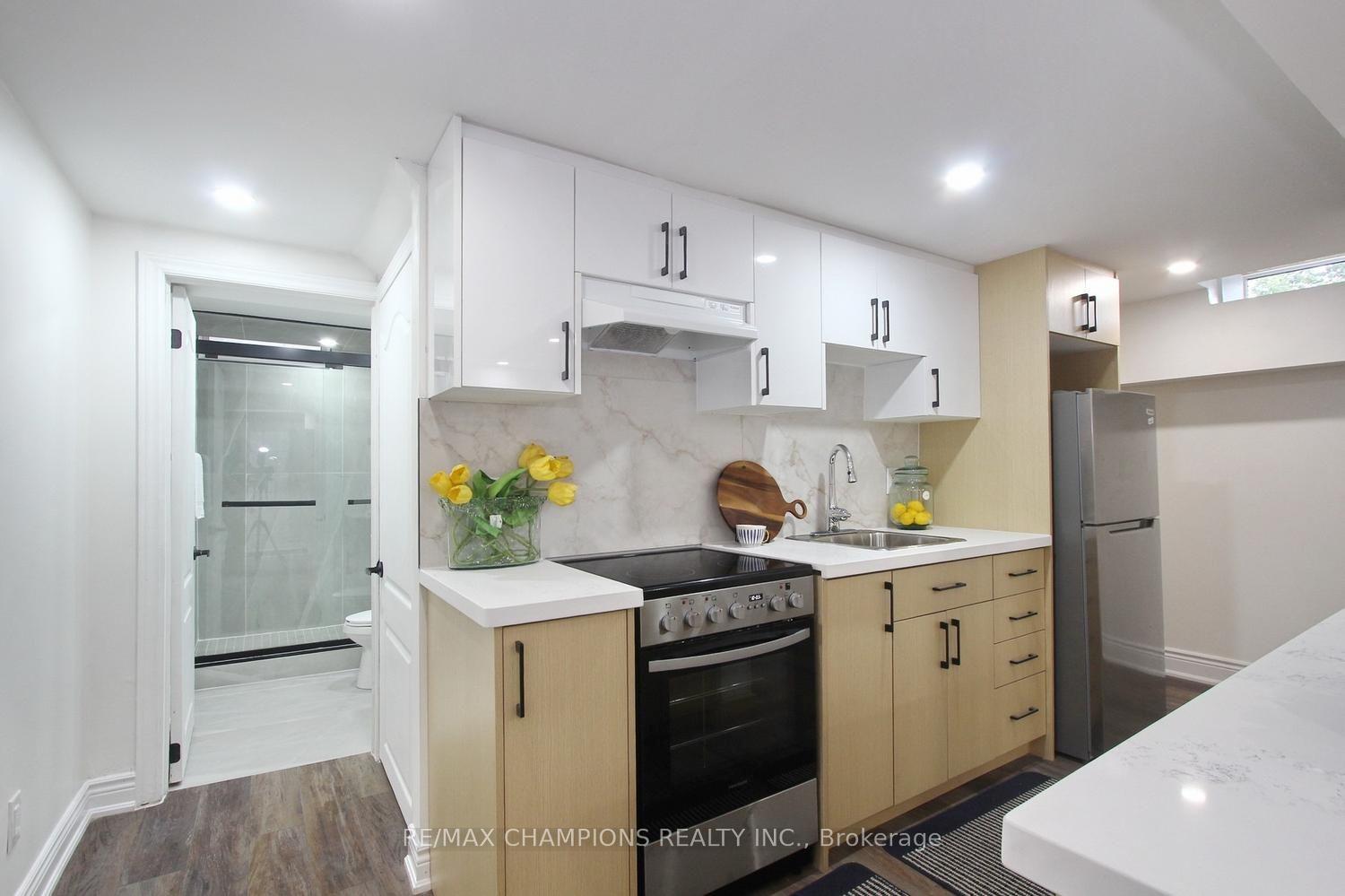 Photo 41 of 16 Glencairn Square, Brampton, Northgate — HOMEH